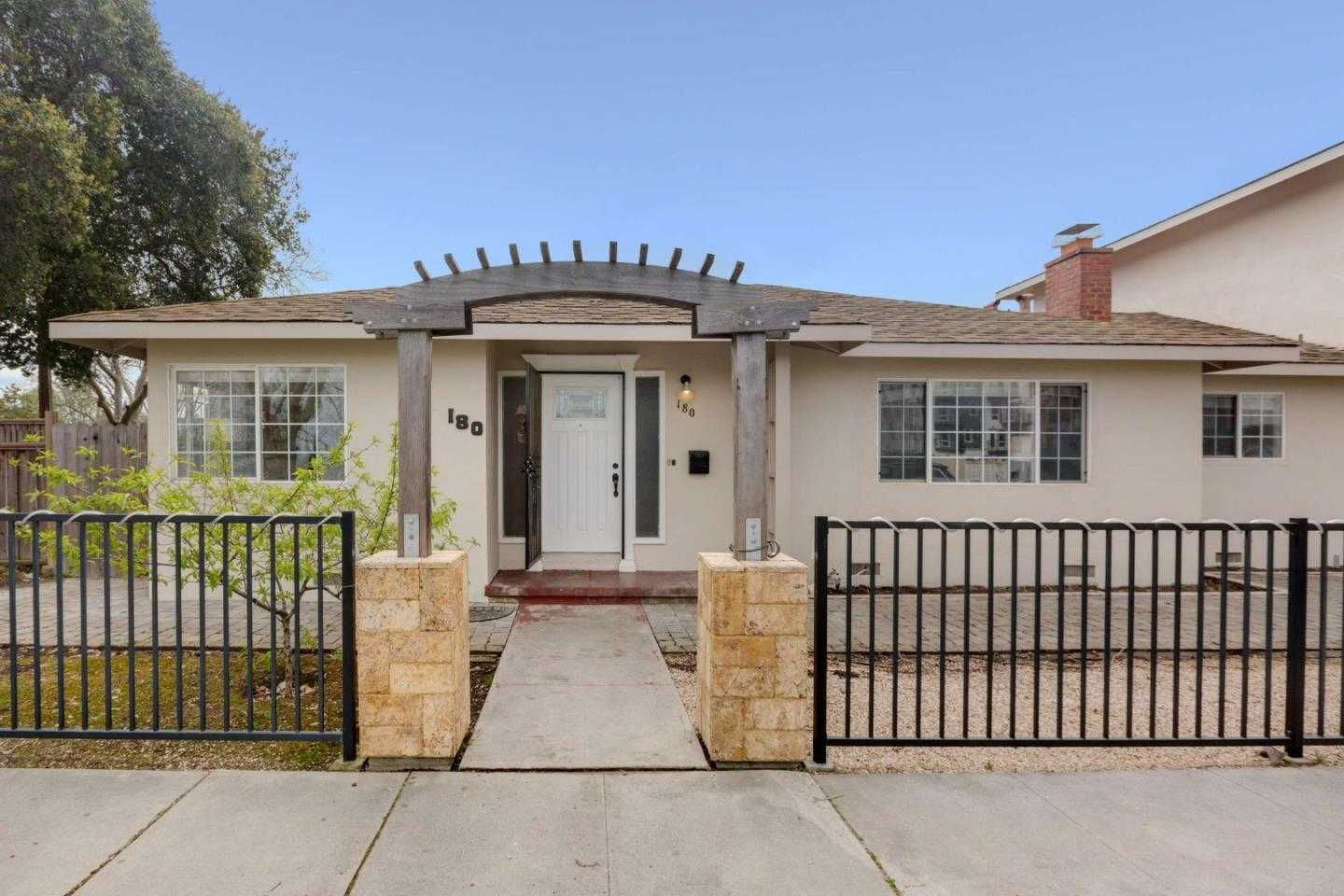 Neighborhood Neighborhood-32