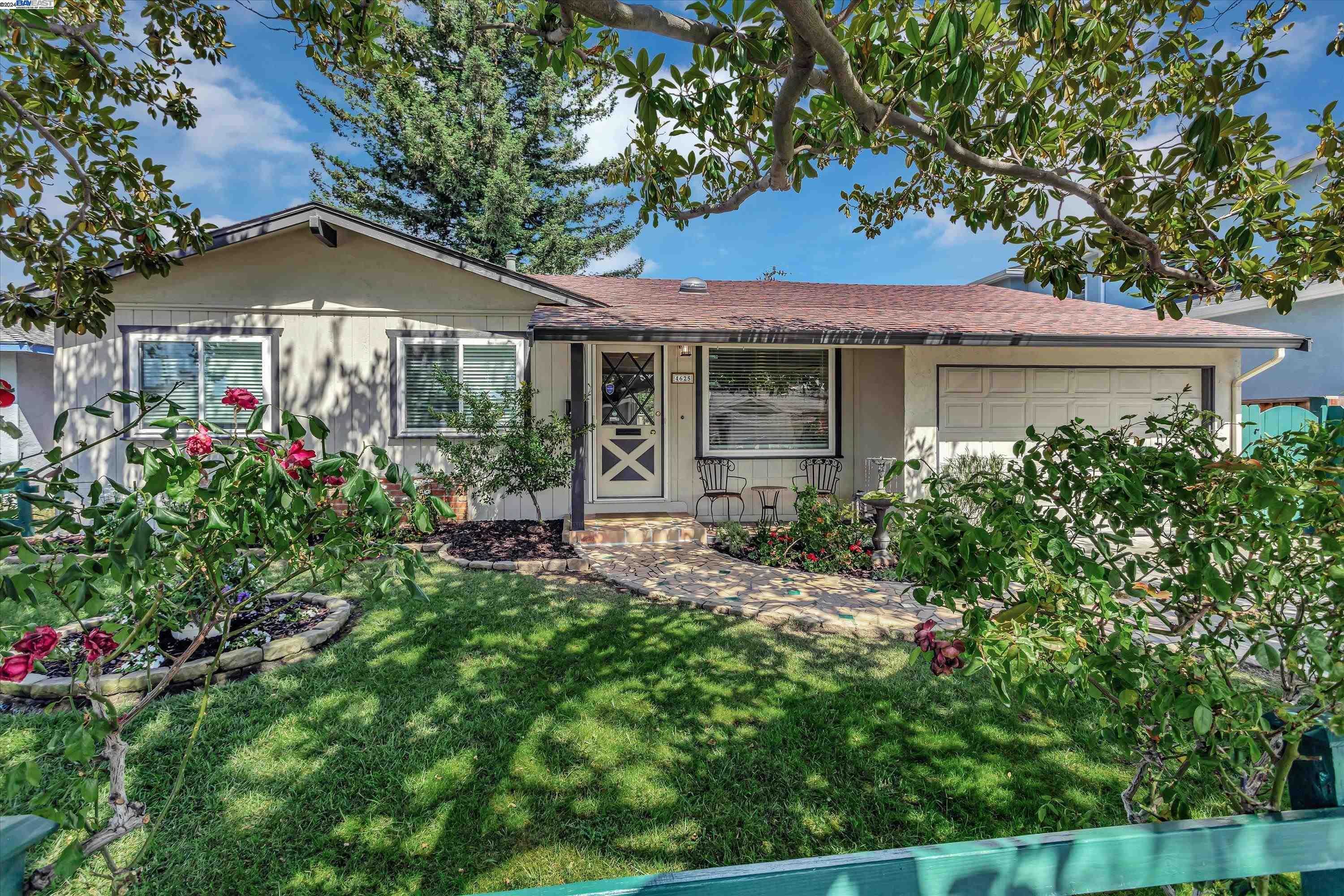 Neighborhood Neighborhood-16