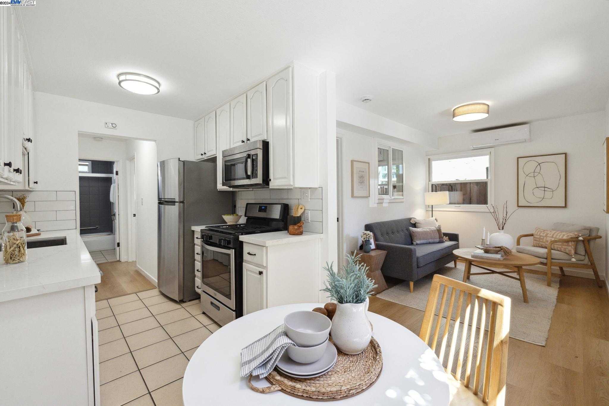 Neighborhood Neighborhood-18