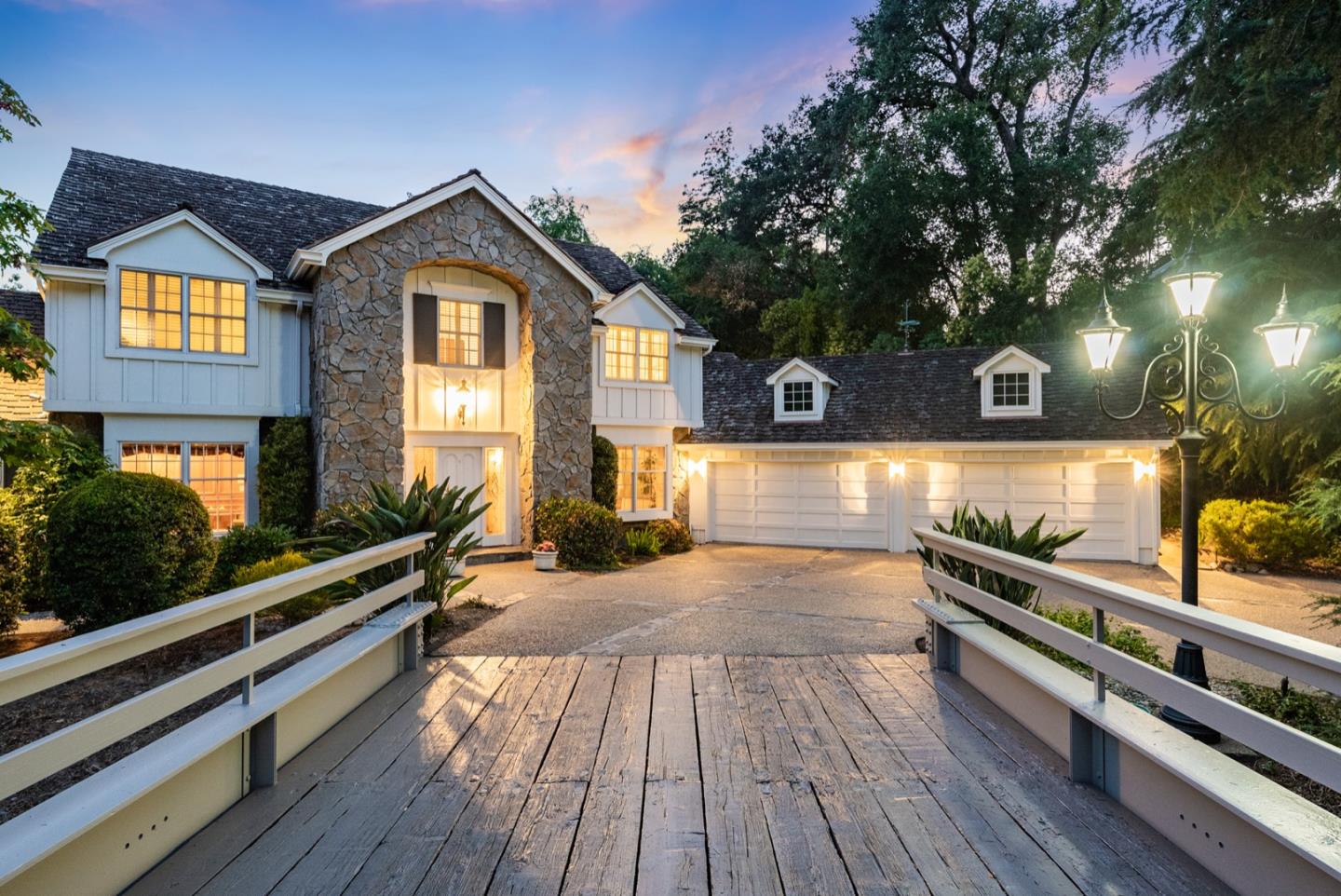 Neighborhood Neighborhood-7