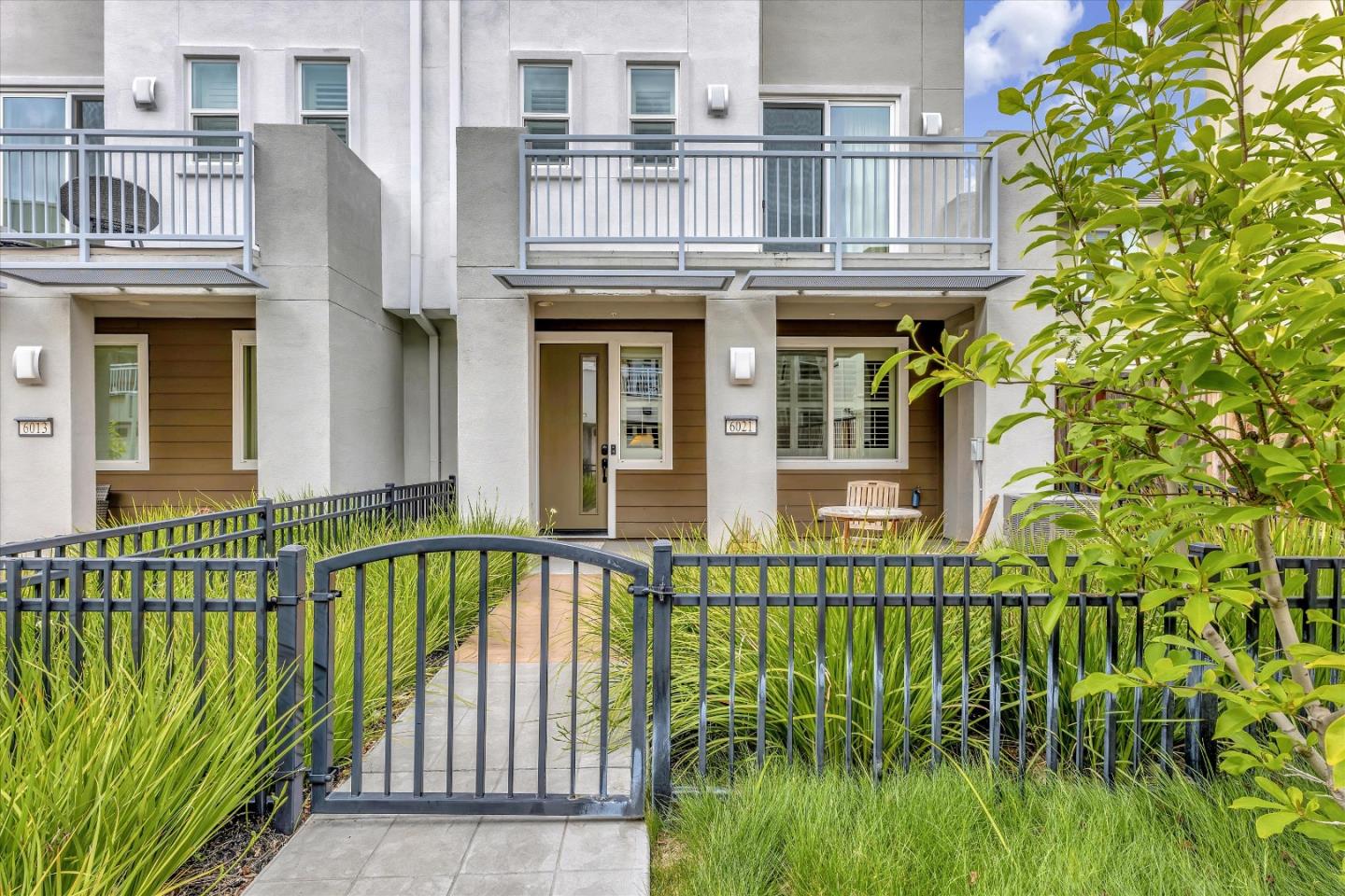 Neighborhood Neighborhood-65