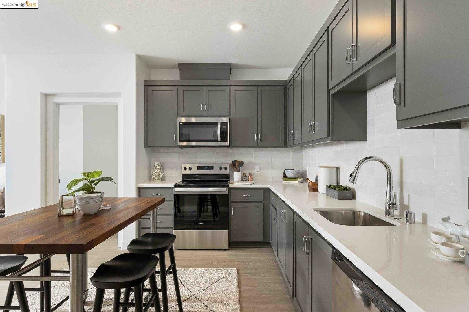 Neighborhood Neighborhood-23