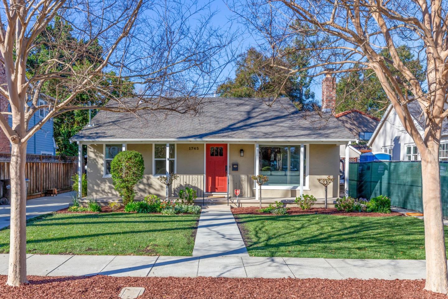 Neighborhood Neighborhood-70