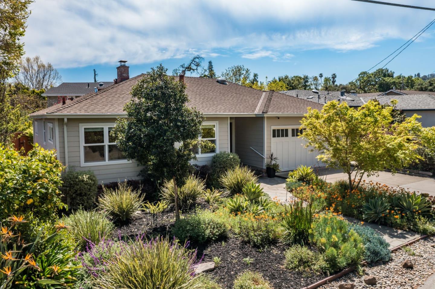 Neighborhood Neighborhood-103