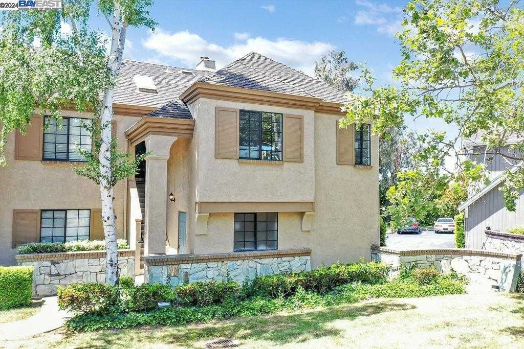 Neighborhood Neighborhood-17