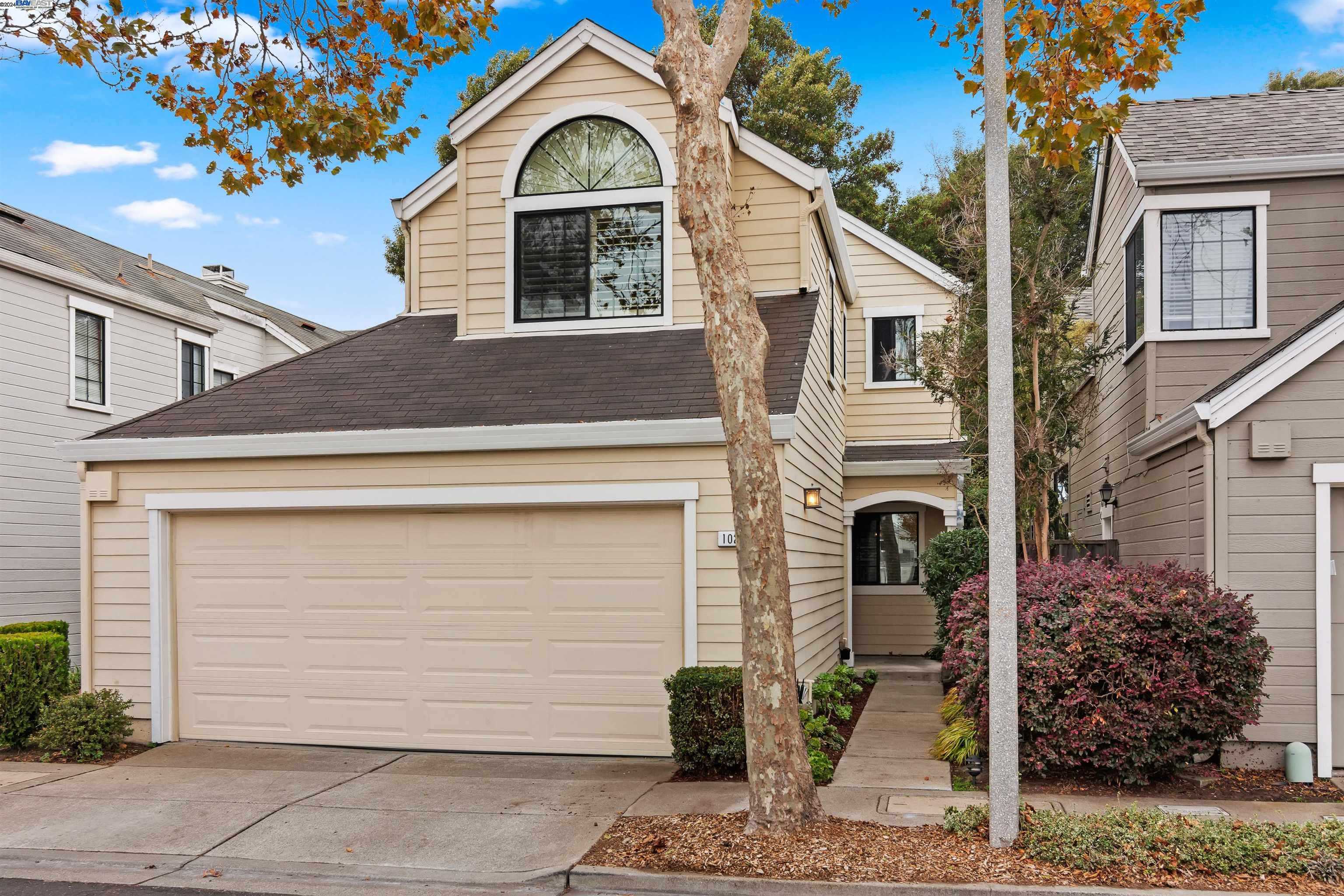 Neighborhood Neighborhood-60