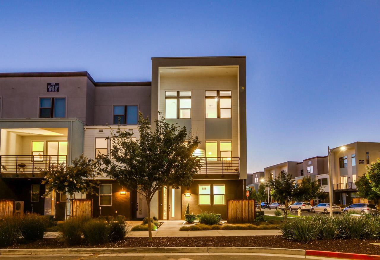 Neighborhood Neighborhood-12