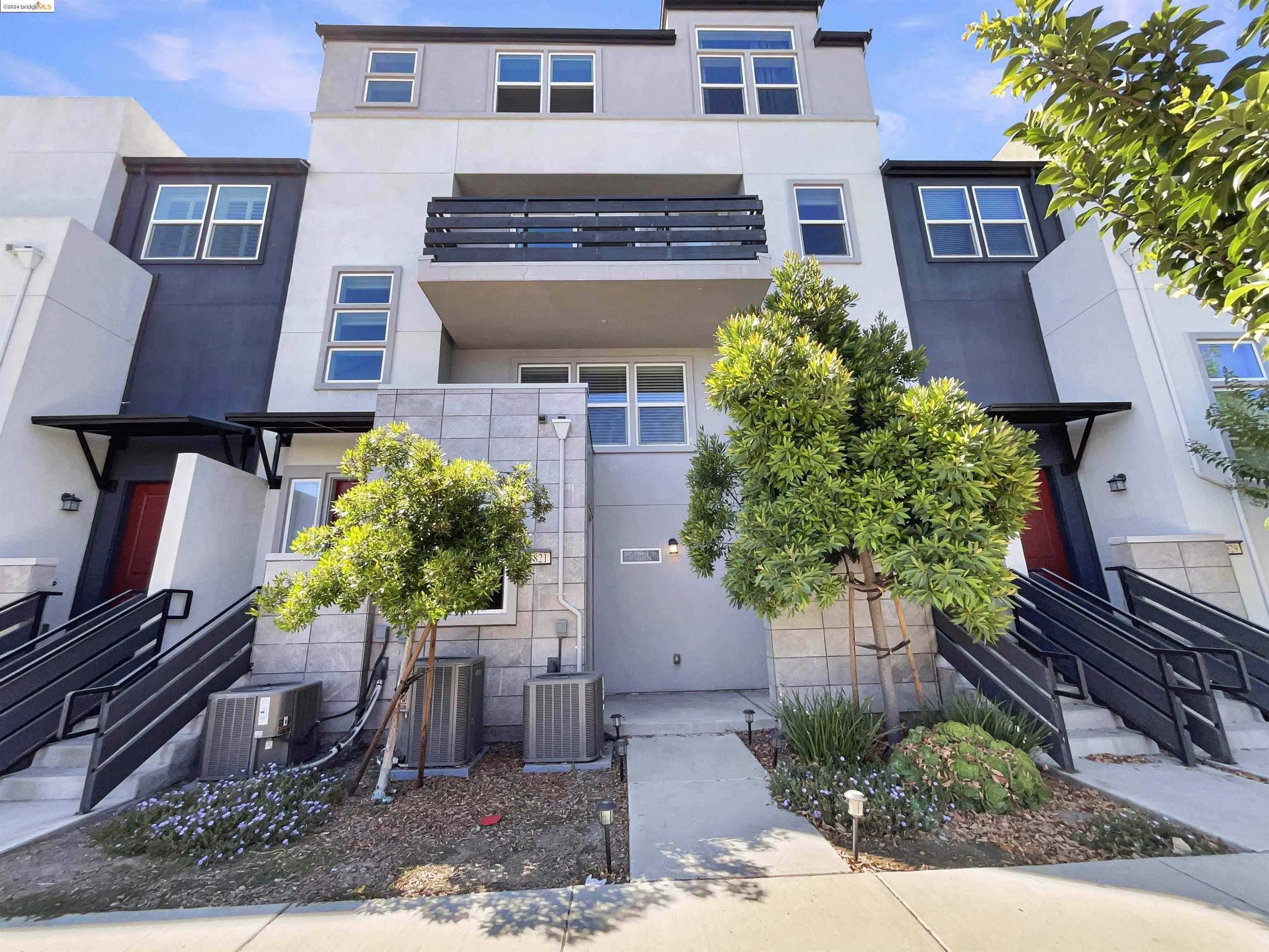 Neighborhood Neighborhood-1