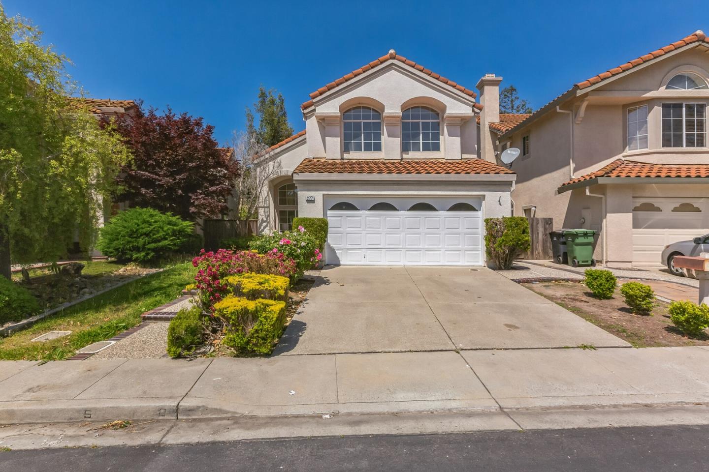 Neighborhood Neighborhood-13