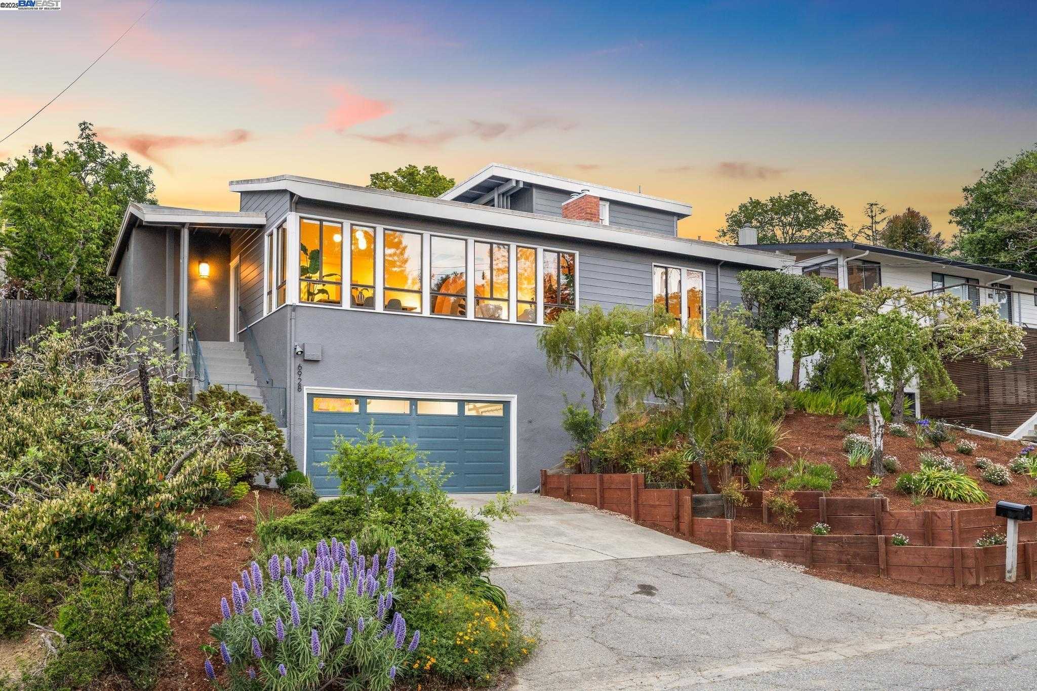 Neighborhood Neighborhood-13