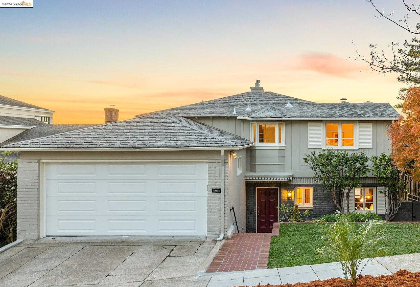 Neighborhood Neighborhood-16