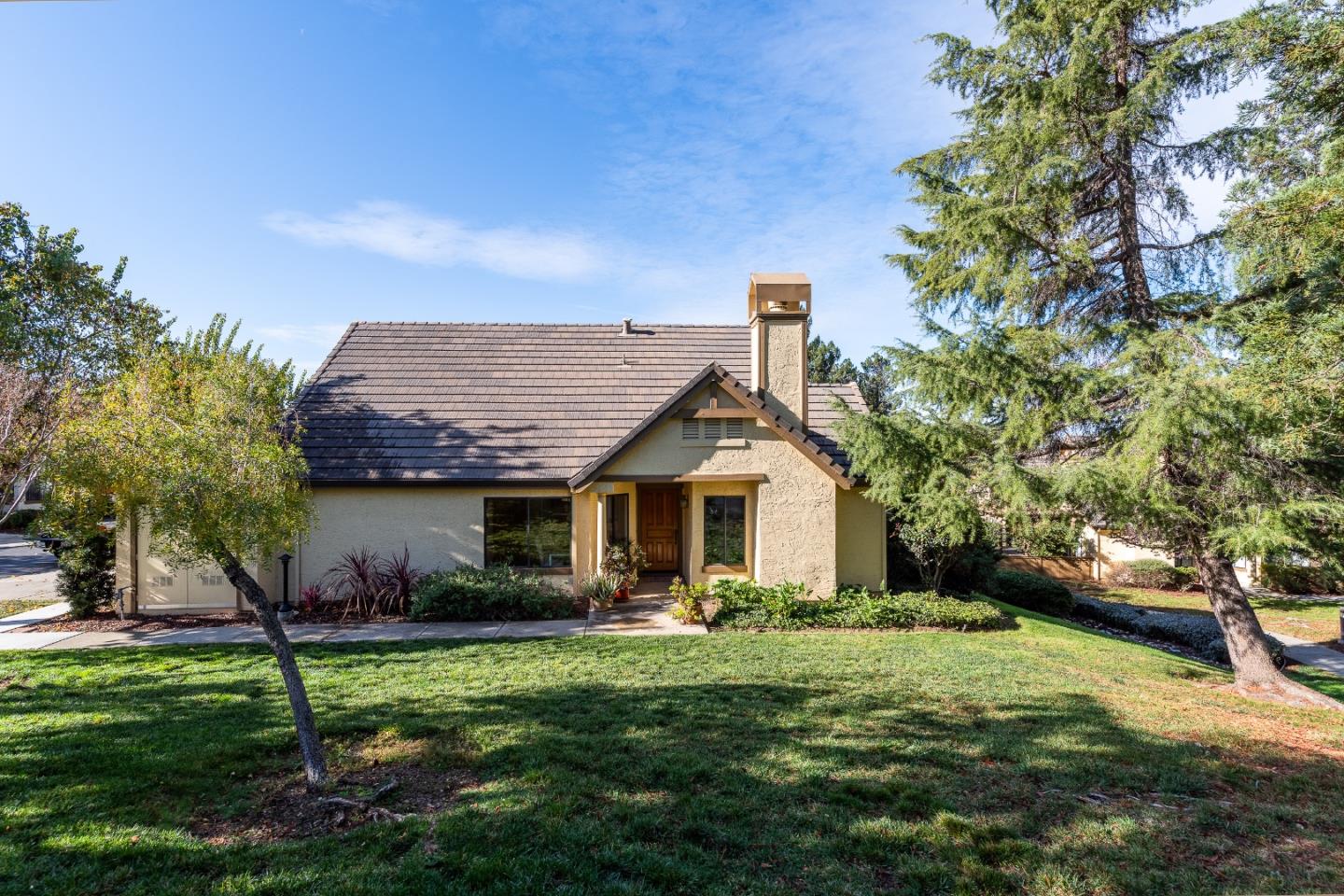 Neighborhood Neighborhood-31