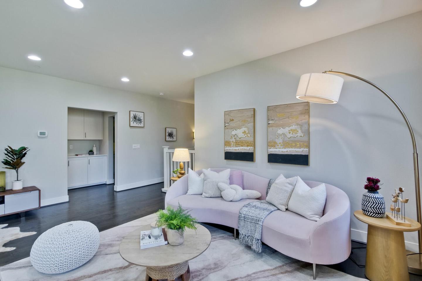 Neighborhood Neighborhood-84