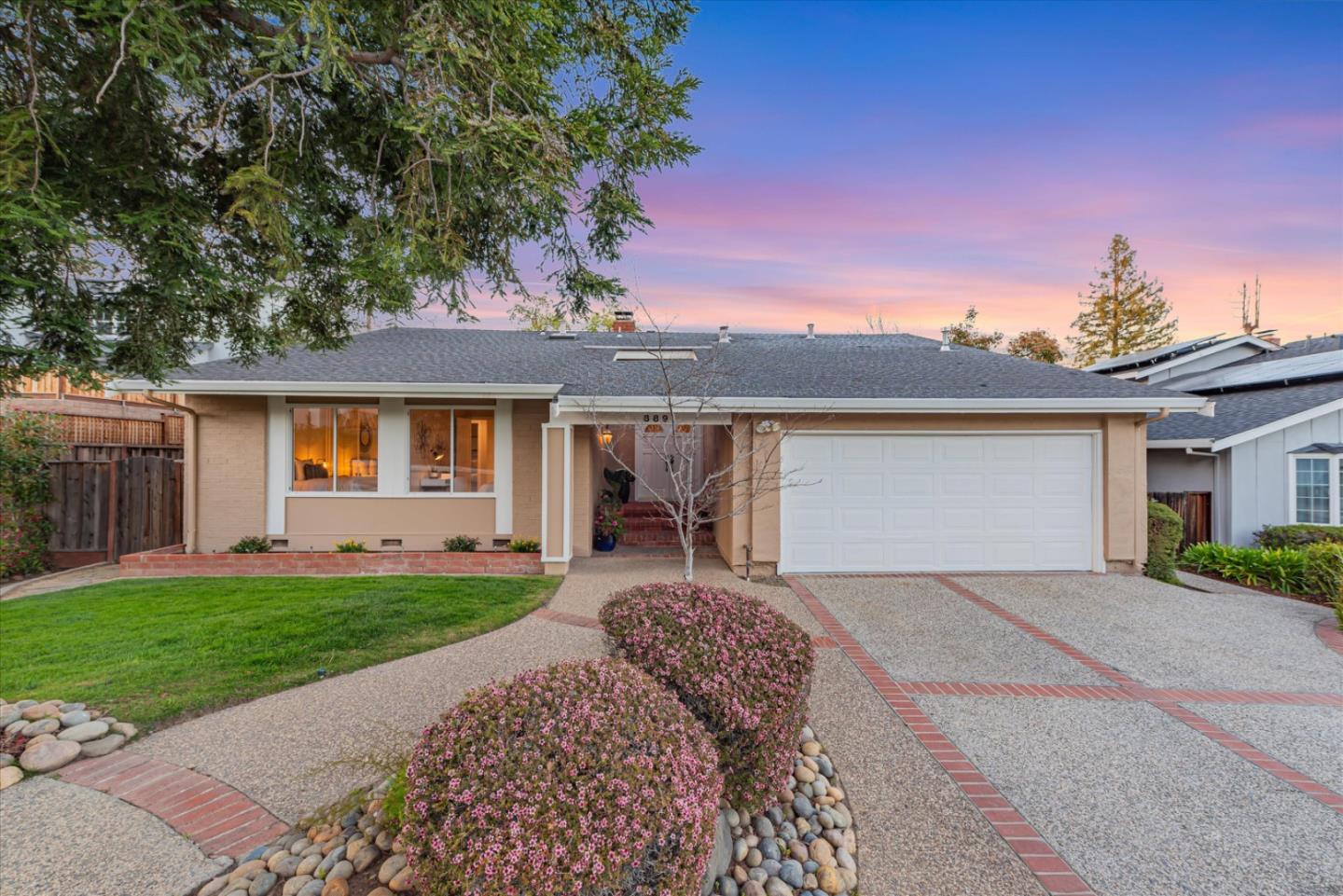 Neighborhood Neighborhood-96