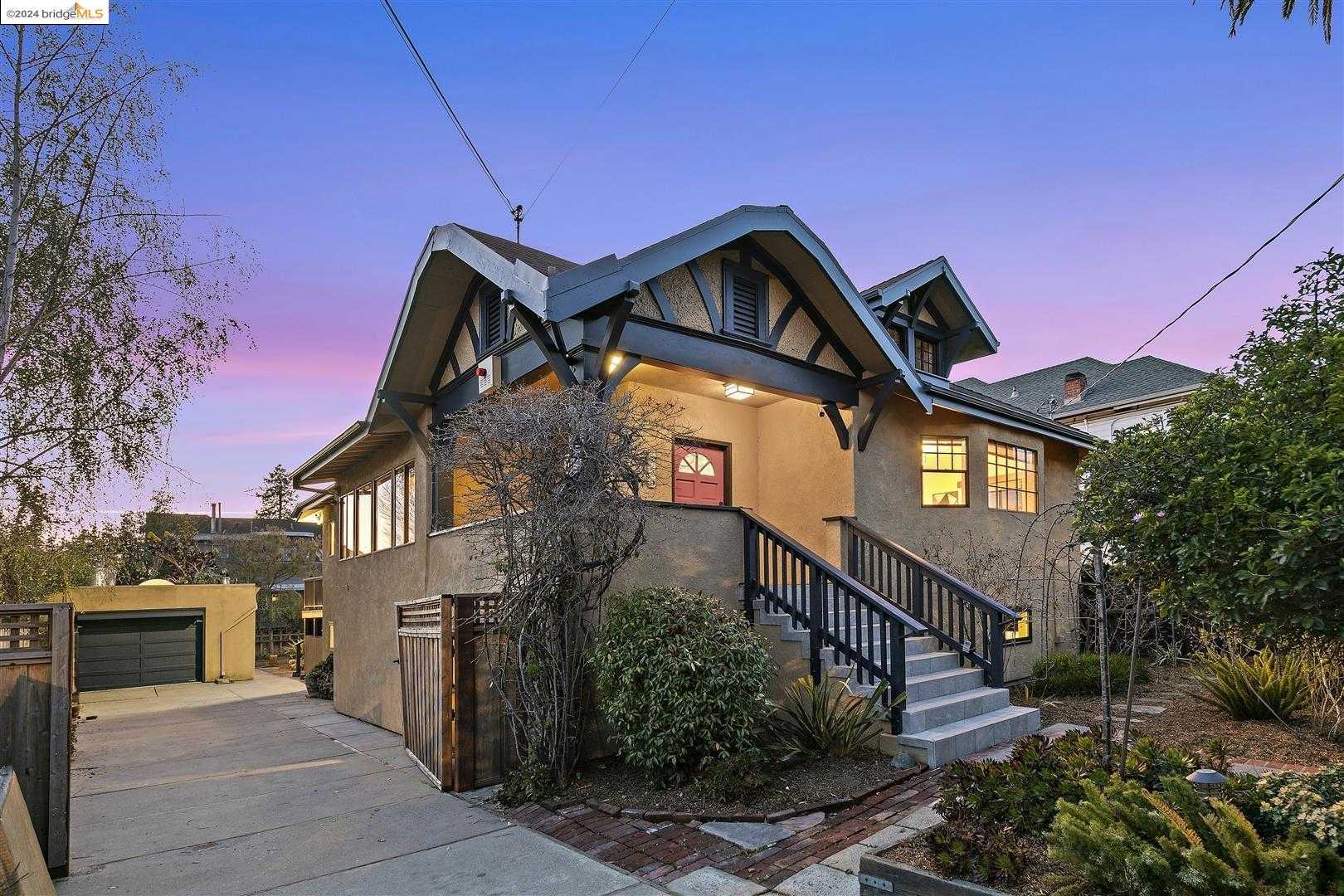 Neighborhood Neighborhood-3