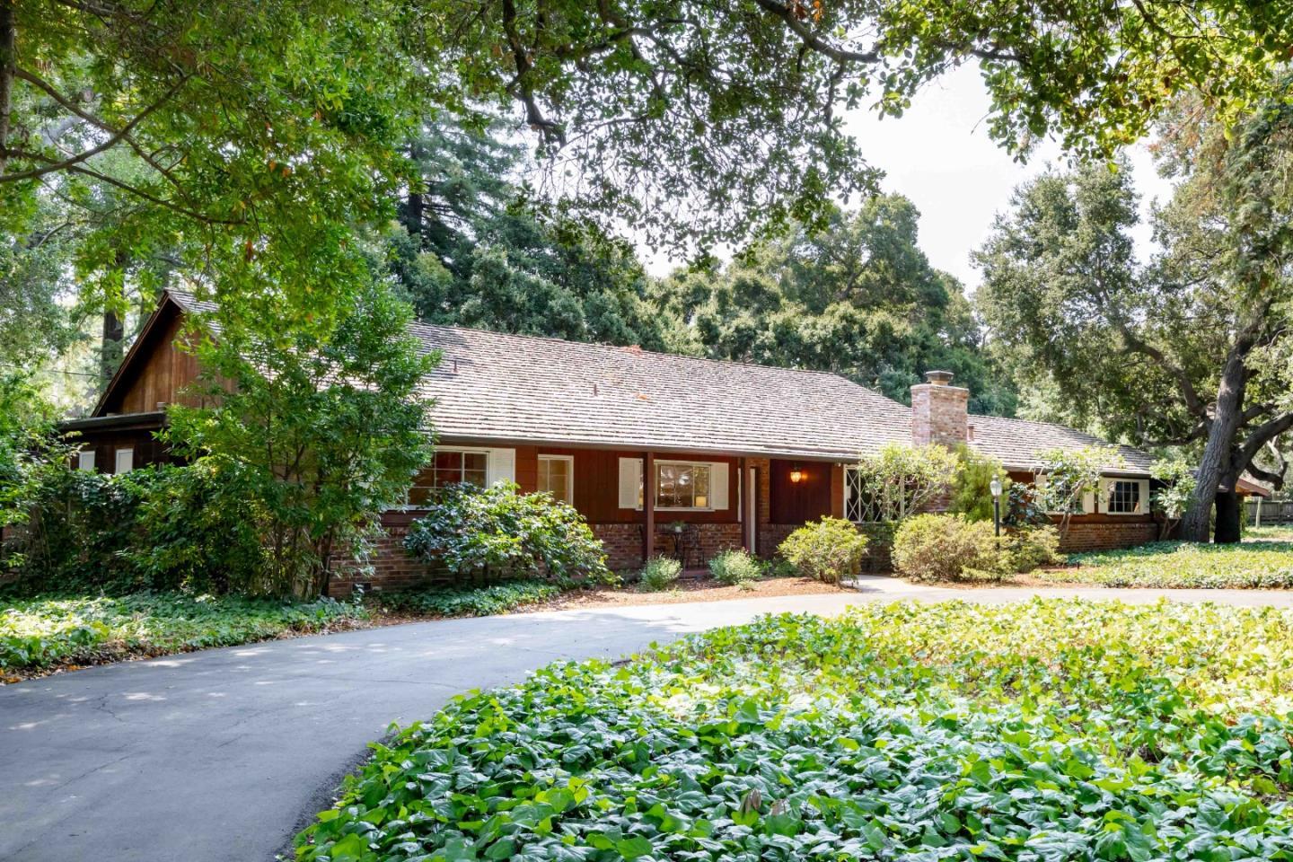 Neighborhood Neighborhood-17