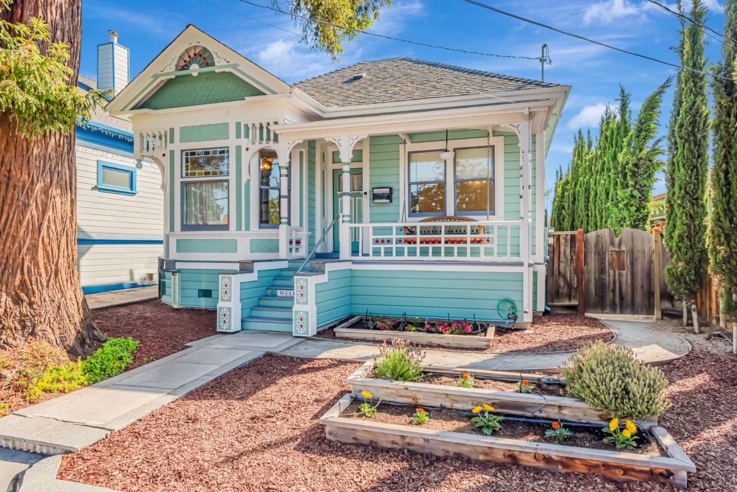 Neighborhood-15