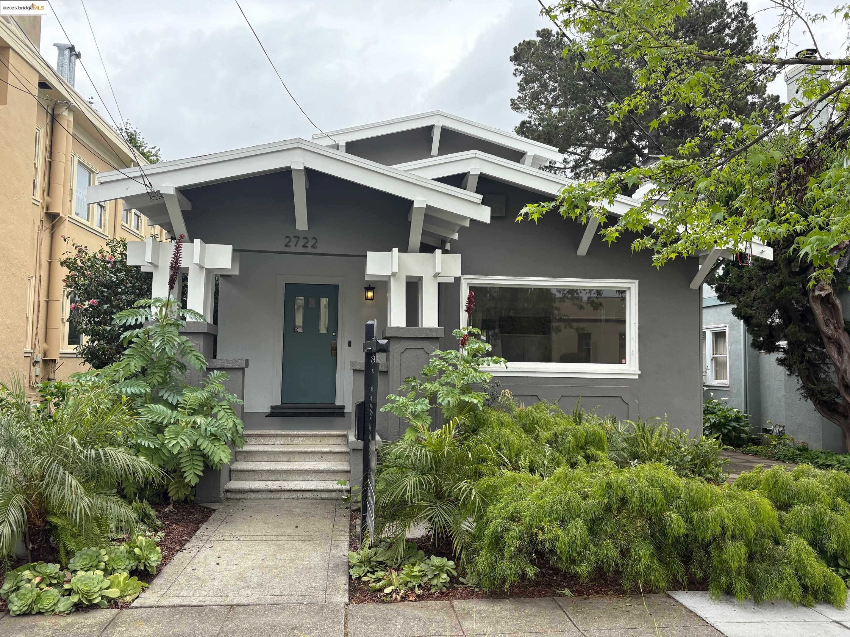 Neighborhood Neighborhood-23