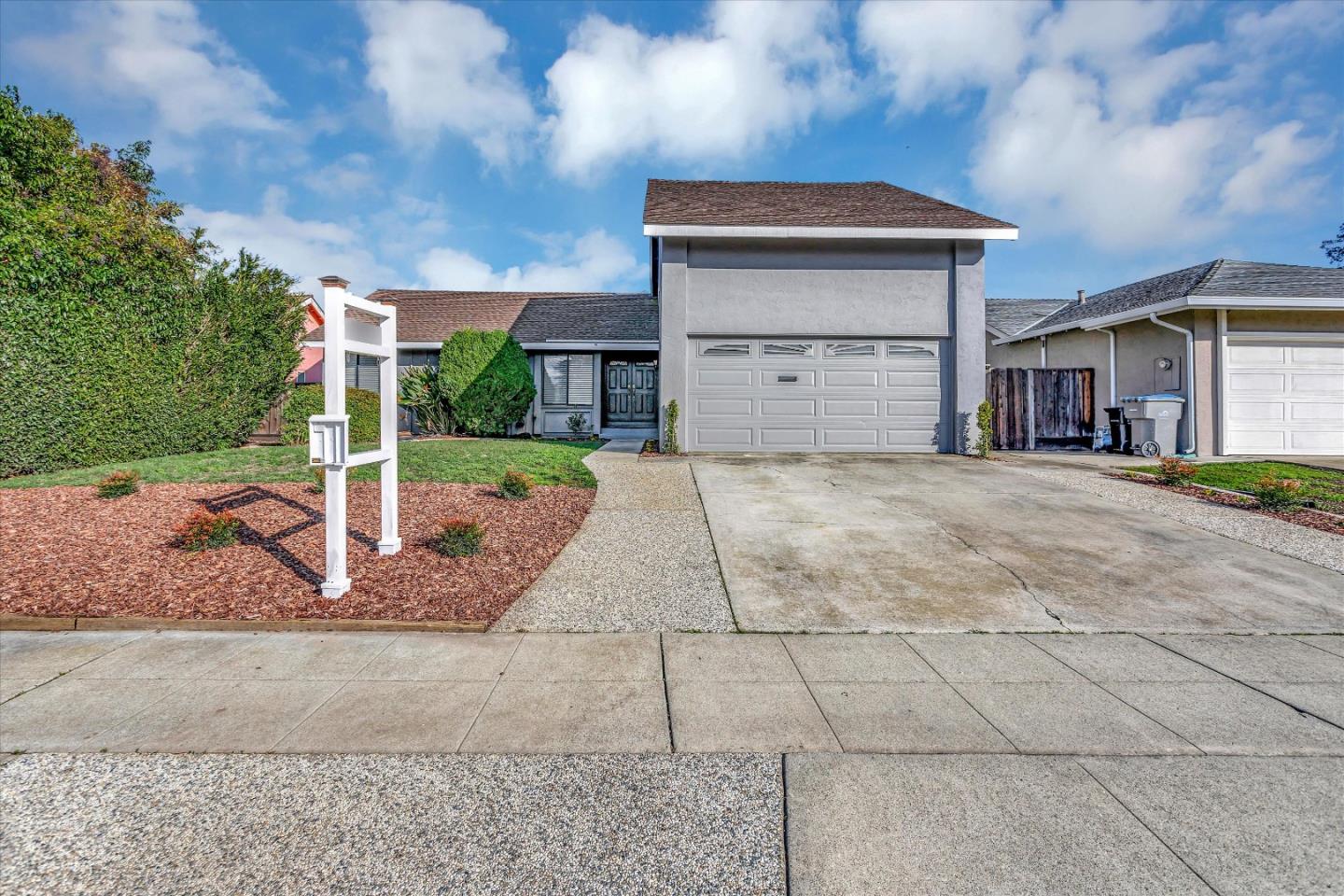 Neighborhood Neighborhood-33