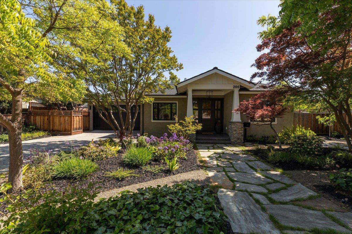 Neighborhood Neighborhood-4