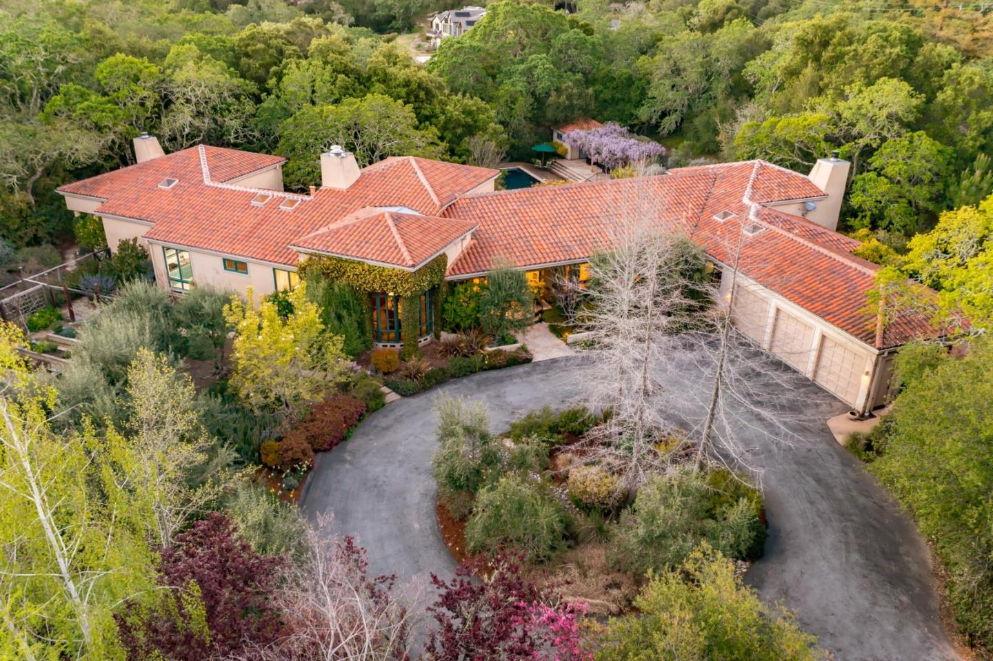 Neighborhood Neighborhood-5