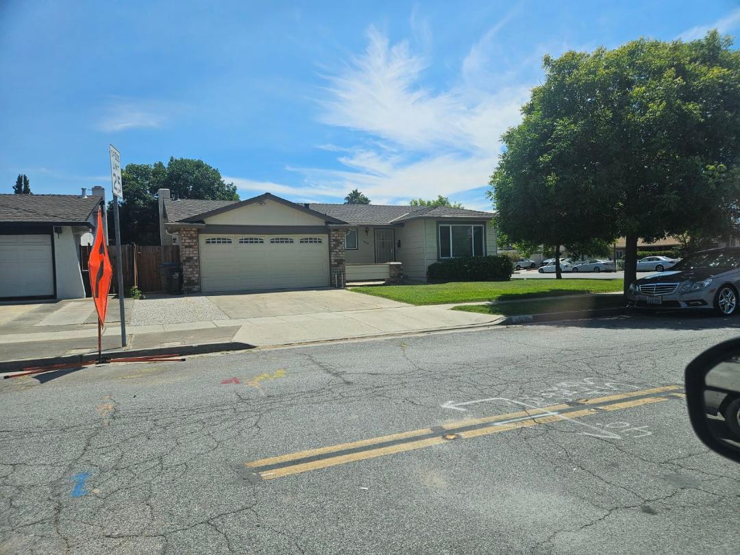 Neighborhood Neighborhood-22