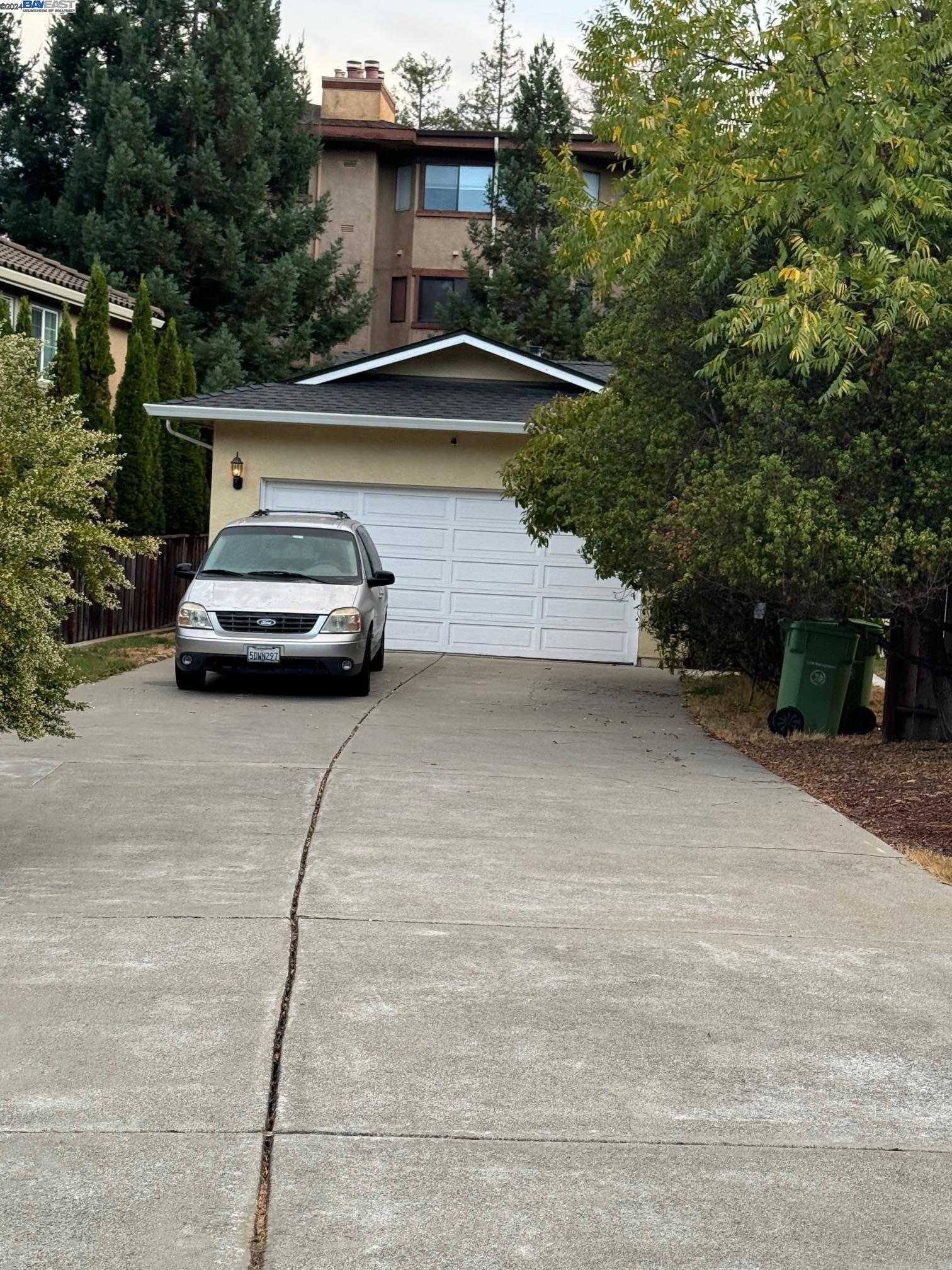 Neighborhood Neighborhood-42