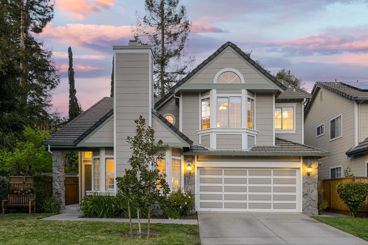 Neighborhood Neighborhood-59