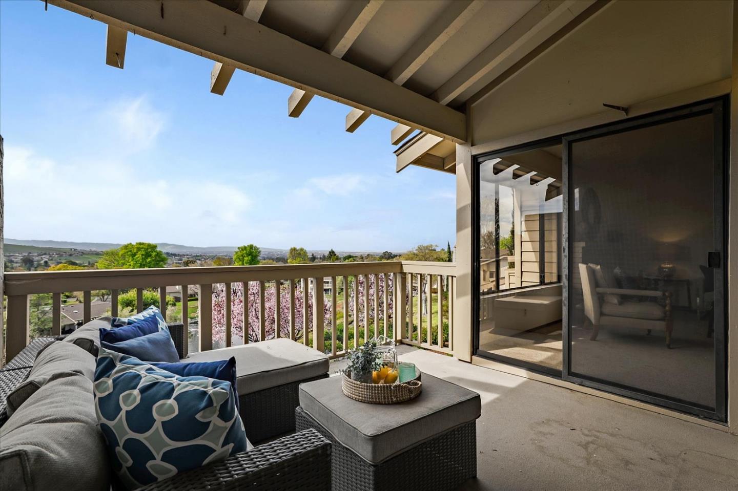 Neighborhood Neighborhood-66