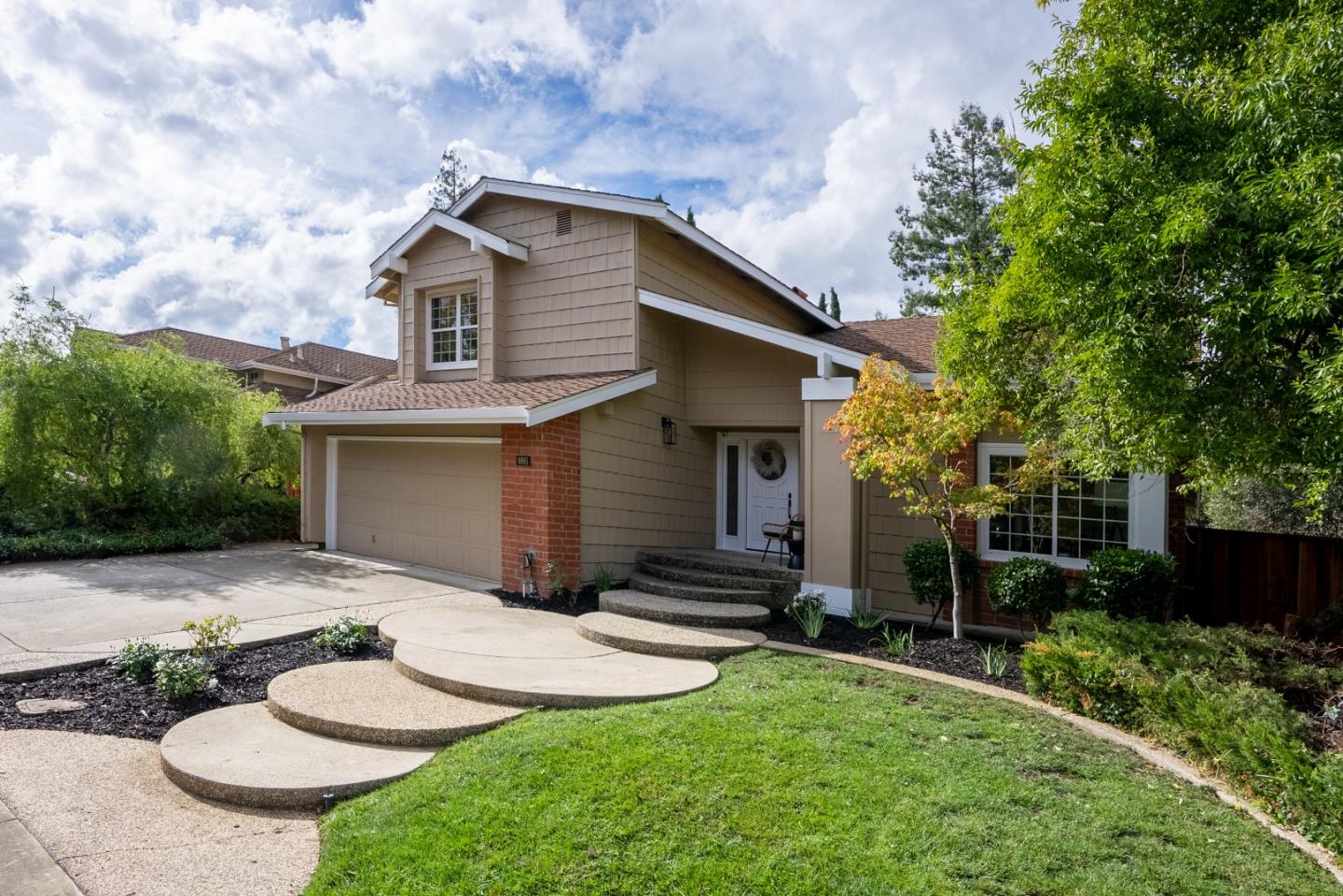 Neighborhood Neighborhood-51