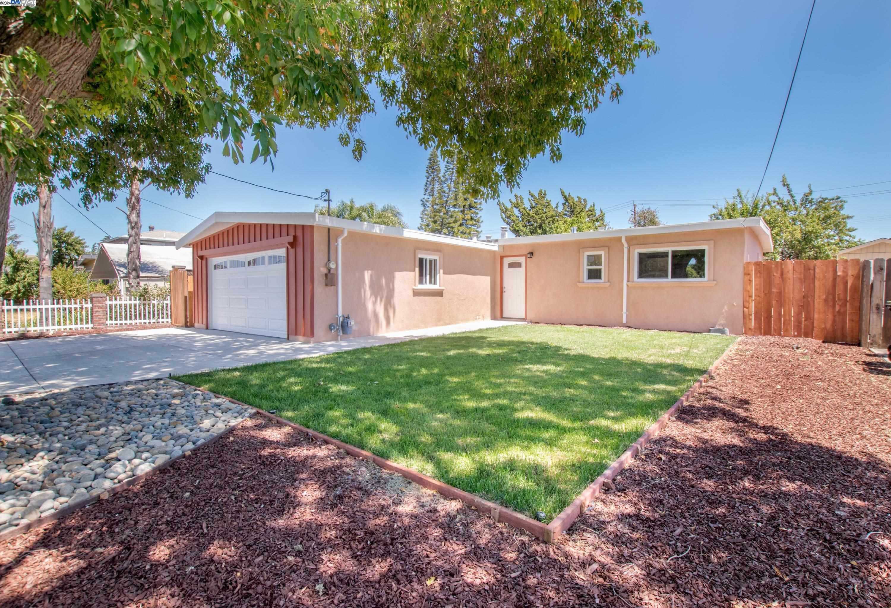 Neighborhood Neighborhood-13