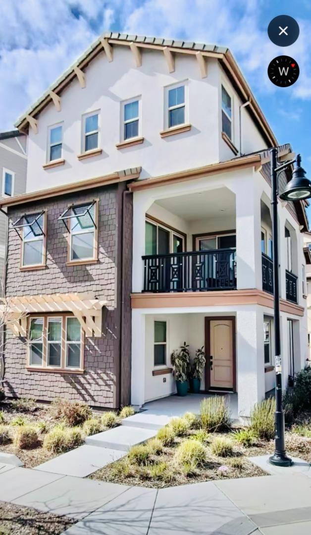 Neighborhood Neighborhood-116