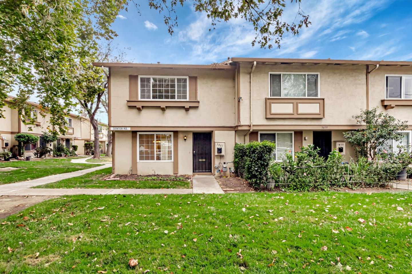 Neighborhood-29