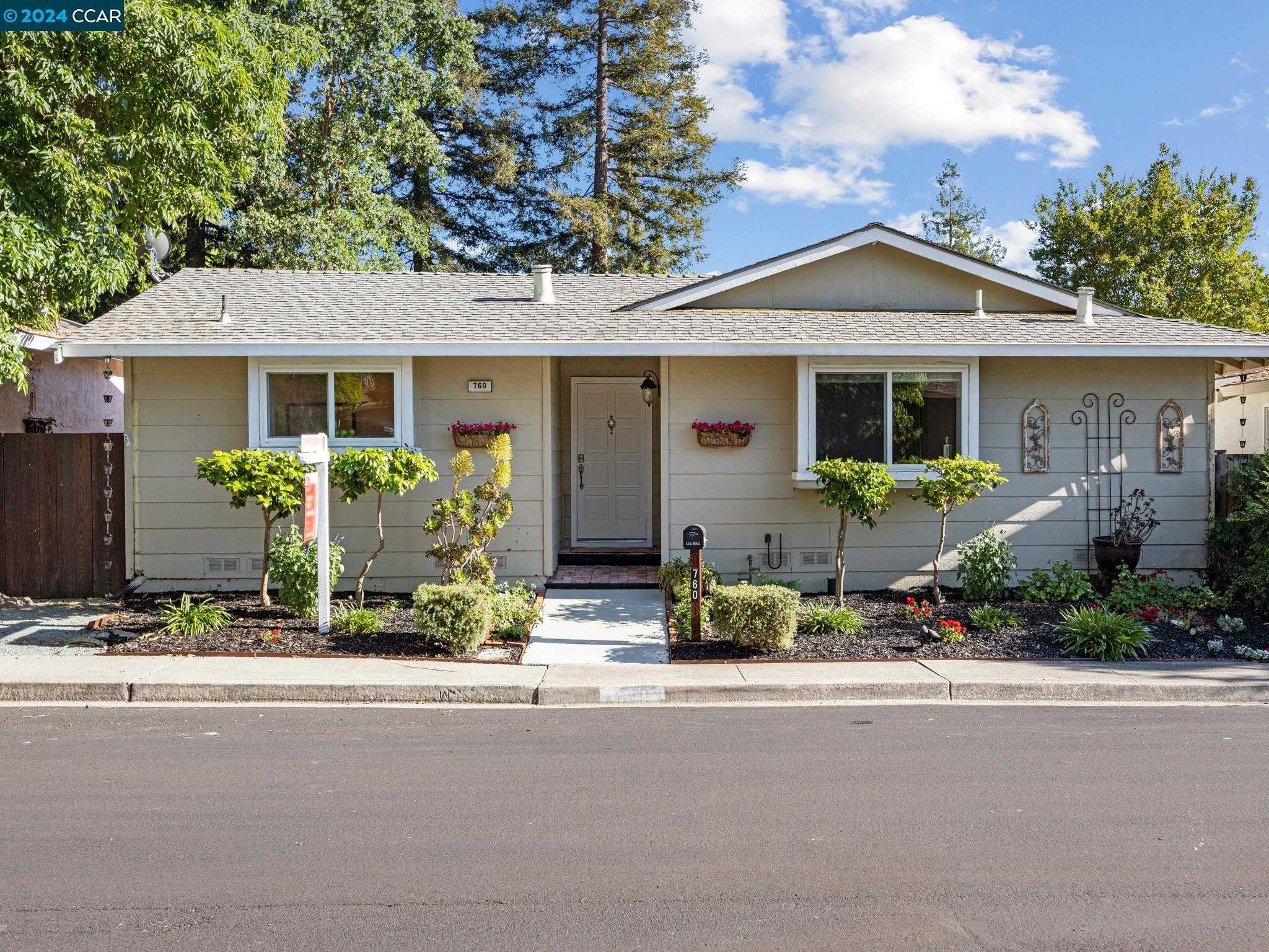 Neighborhood Neighborhood-16