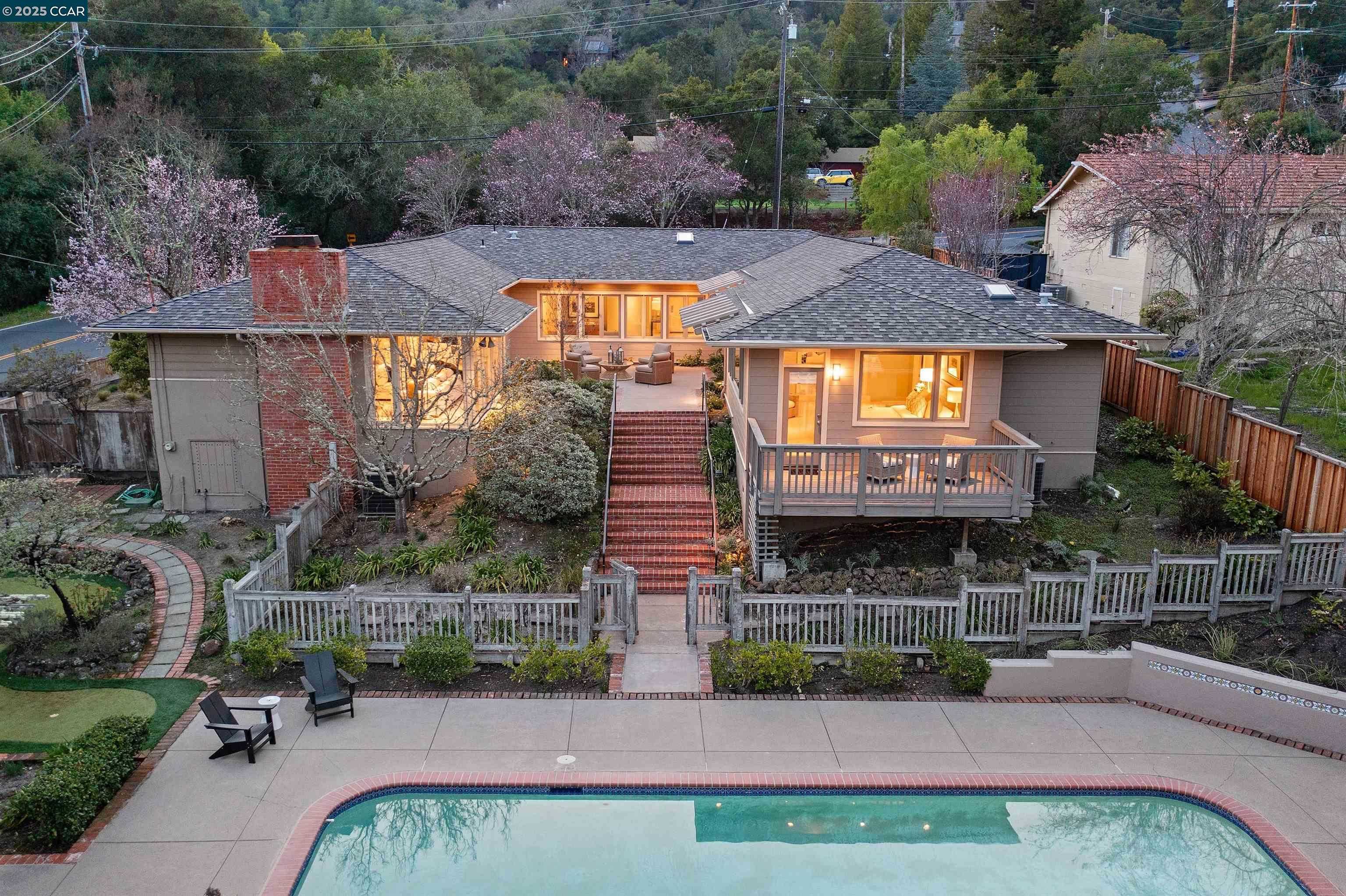 Neighborhood Neighborhood-17