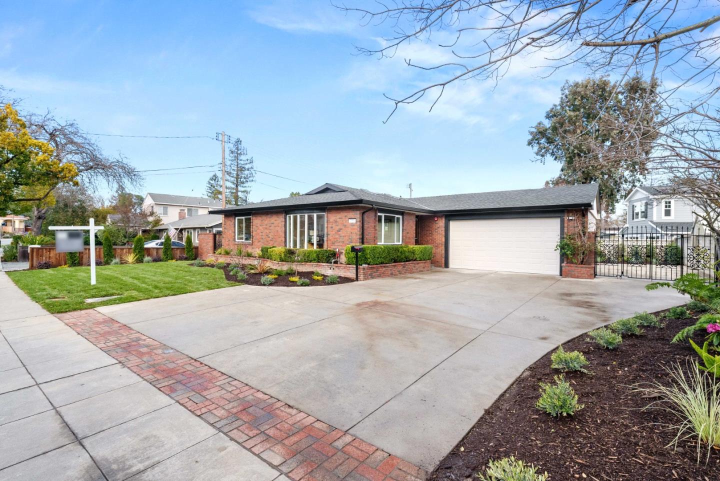 Neighborhood Neighborhood-58