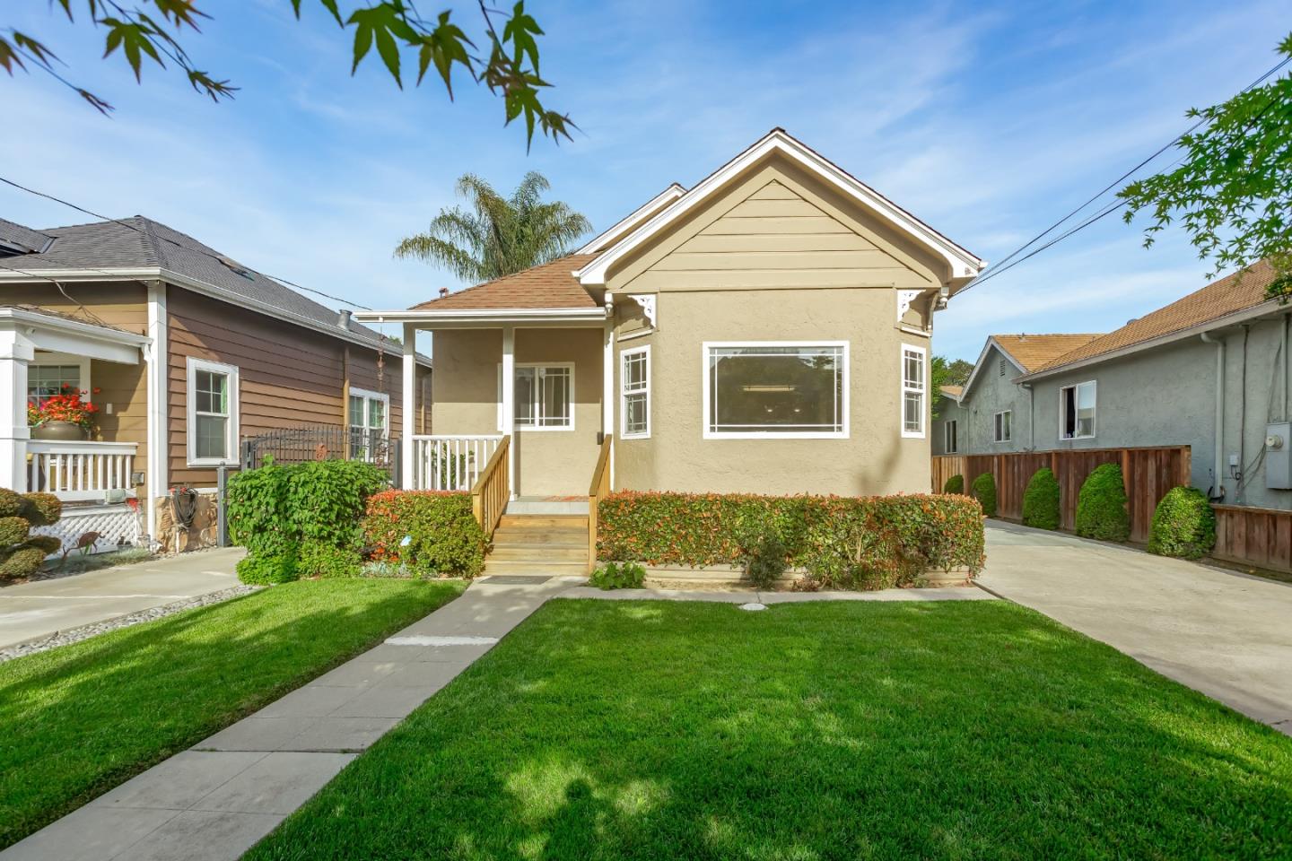 Neighborhood Neighborhood-12