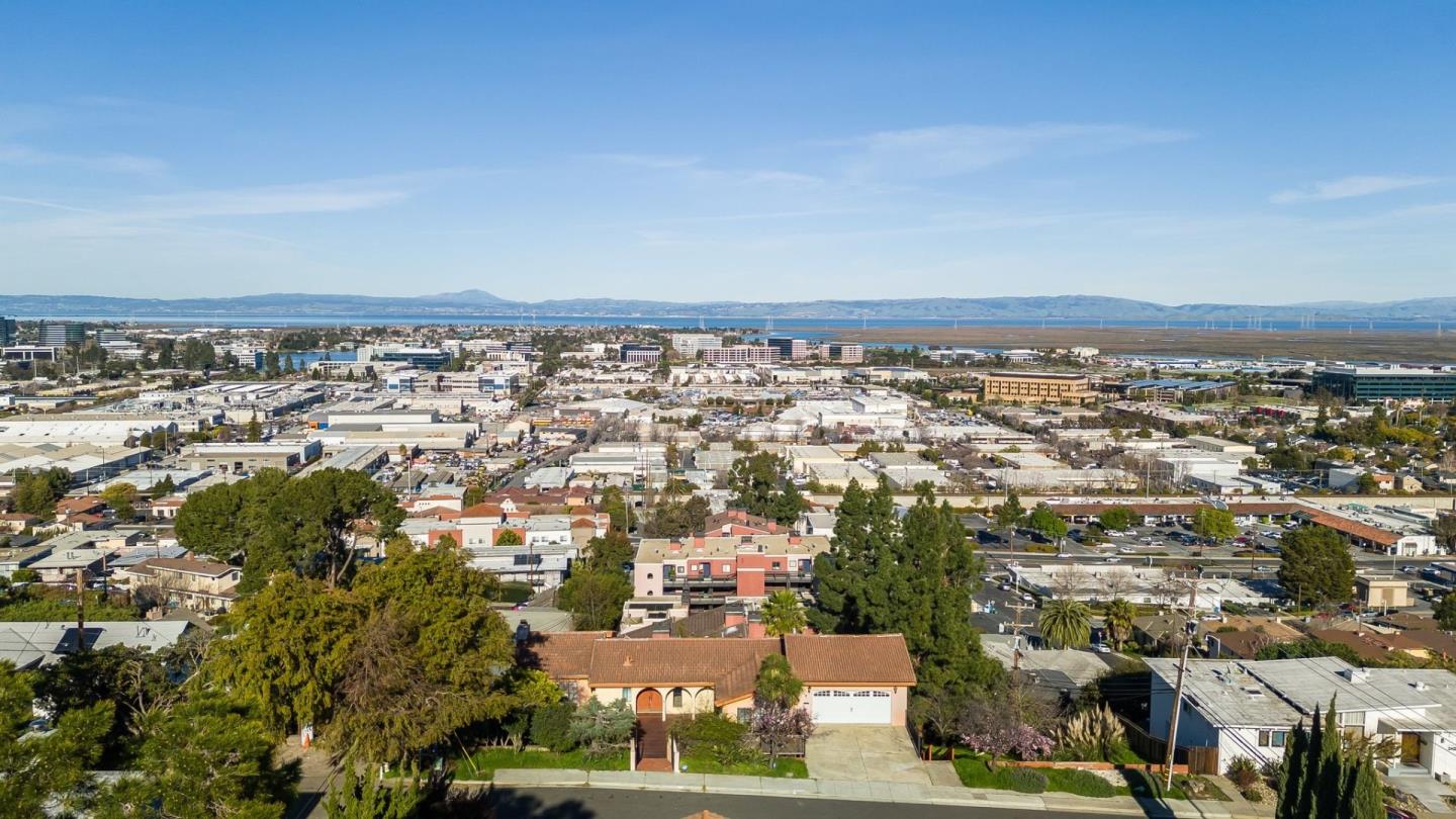 Neighborhood Neighborhood-29