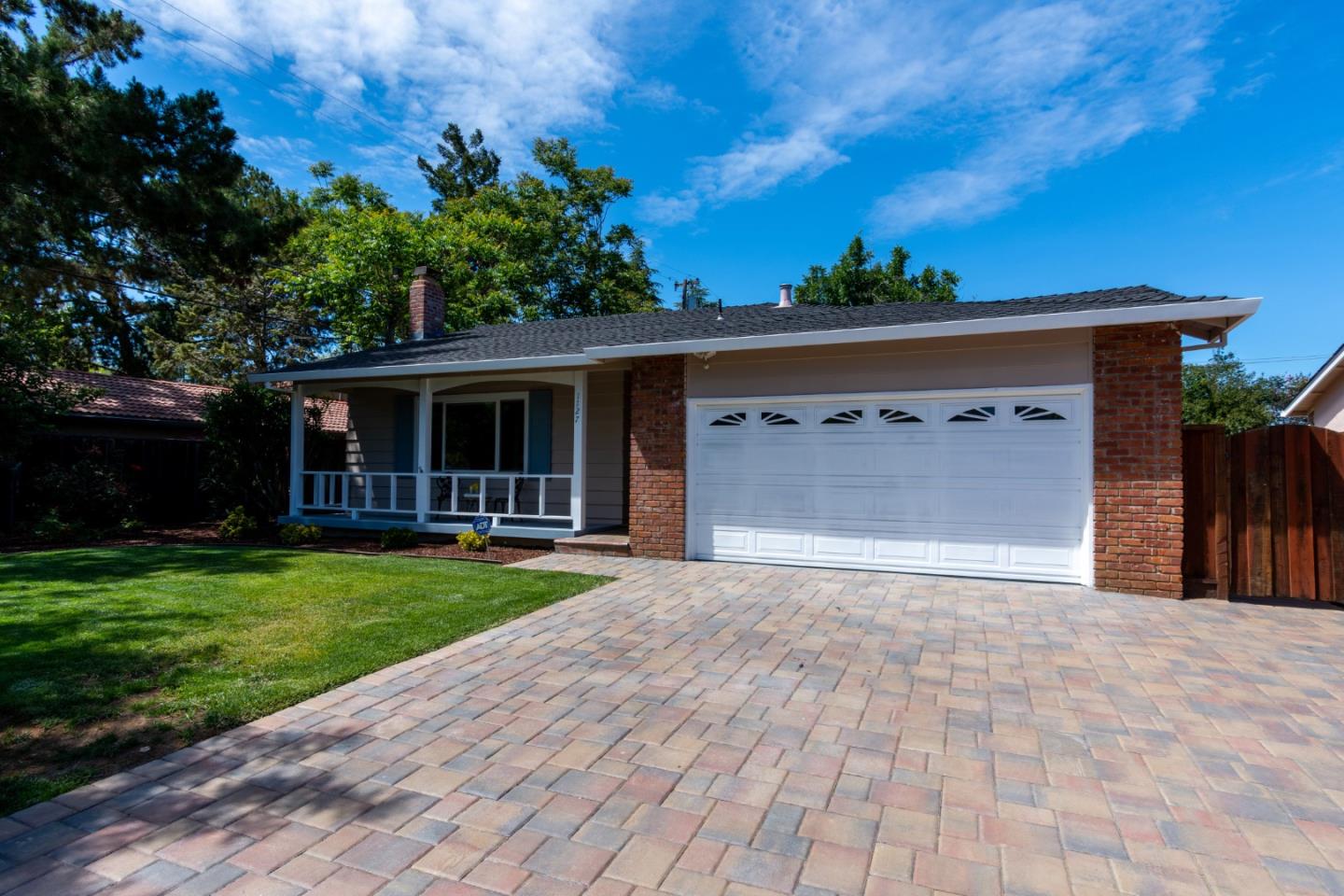 Neighborhood Neighborhood-60