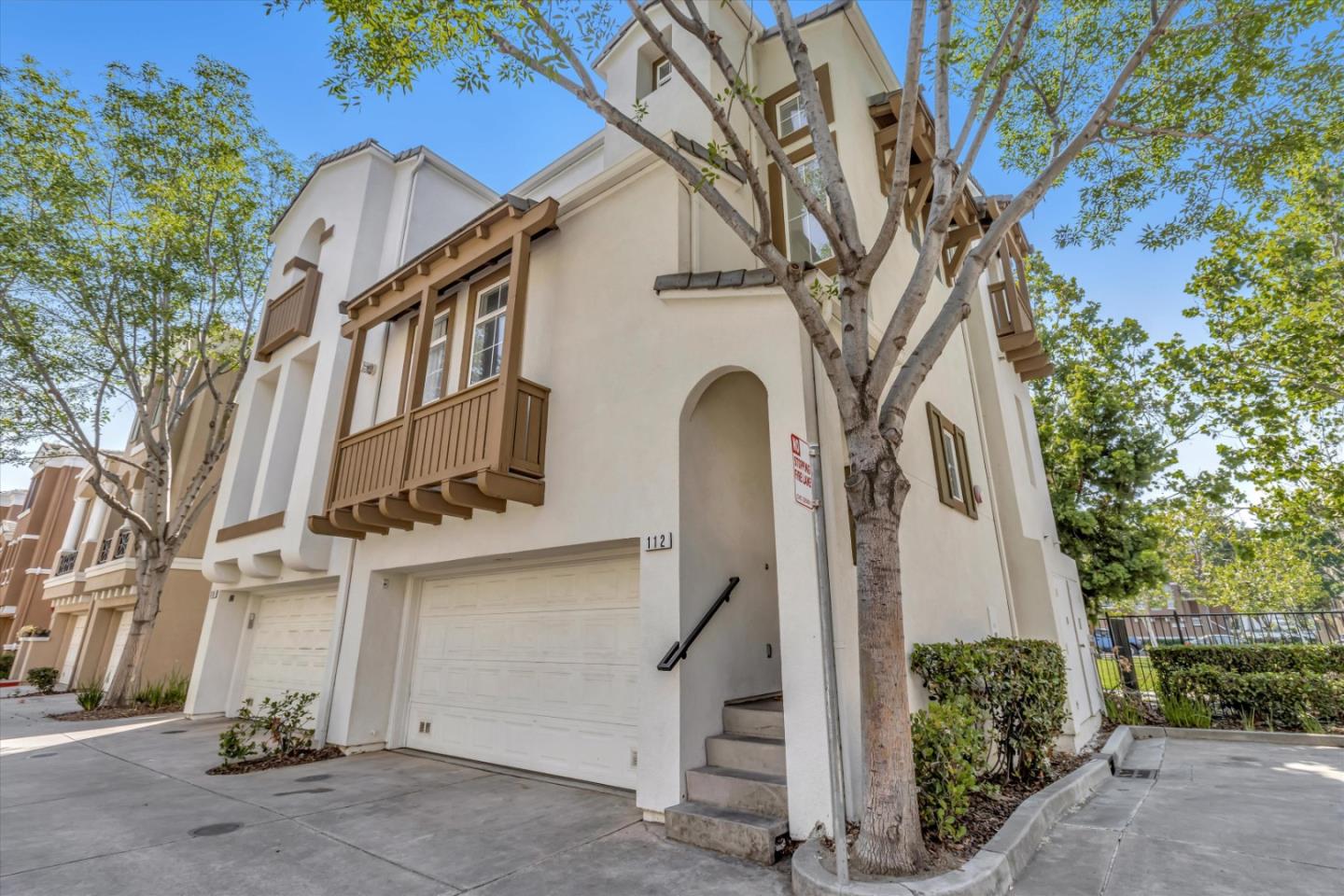 Neighborhood Neighborhood-18