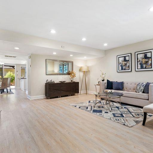 Neighborhood Neighborhood-81