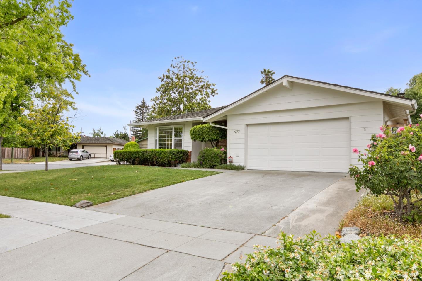 Neighborhood Neighborhood-5