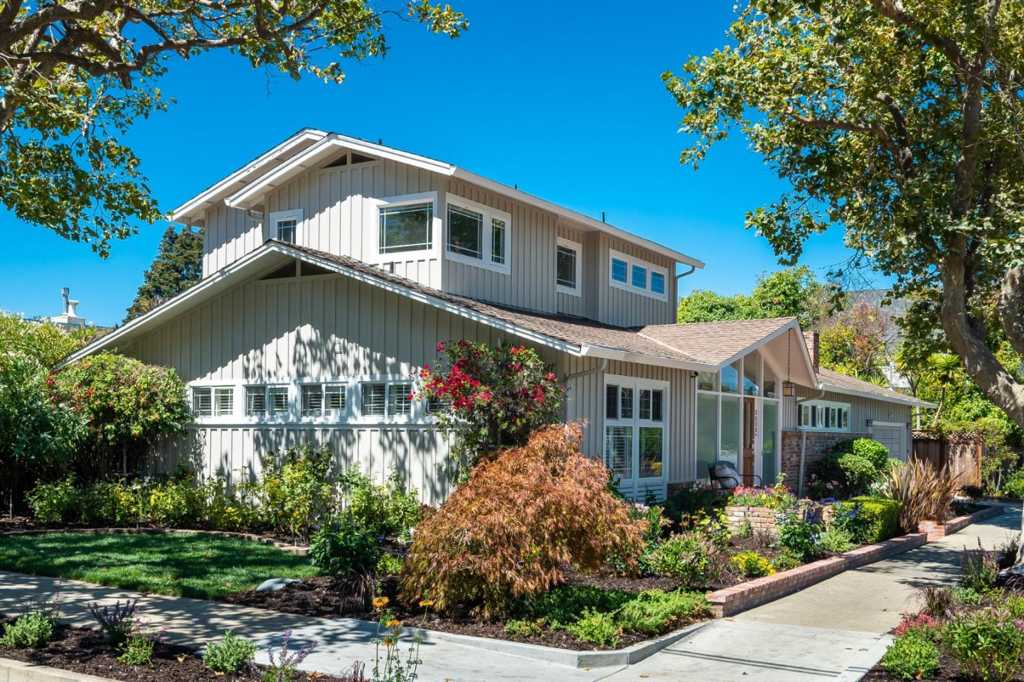 Neighborhood Neighborhood-7