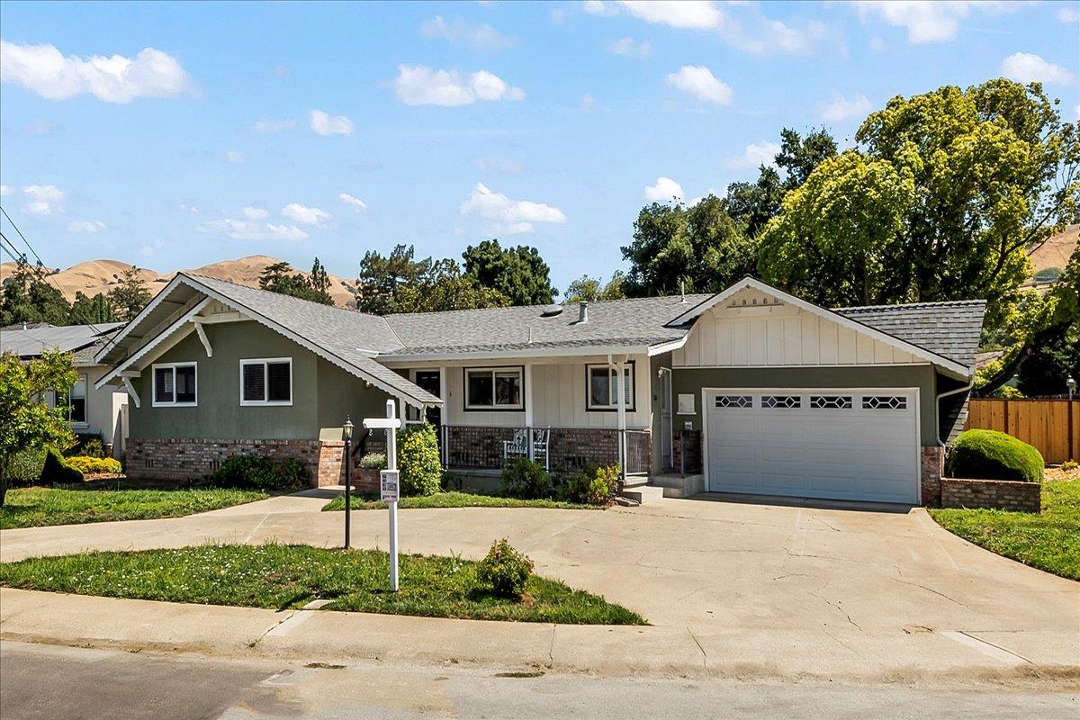 Neighborhood Neighborhood-46