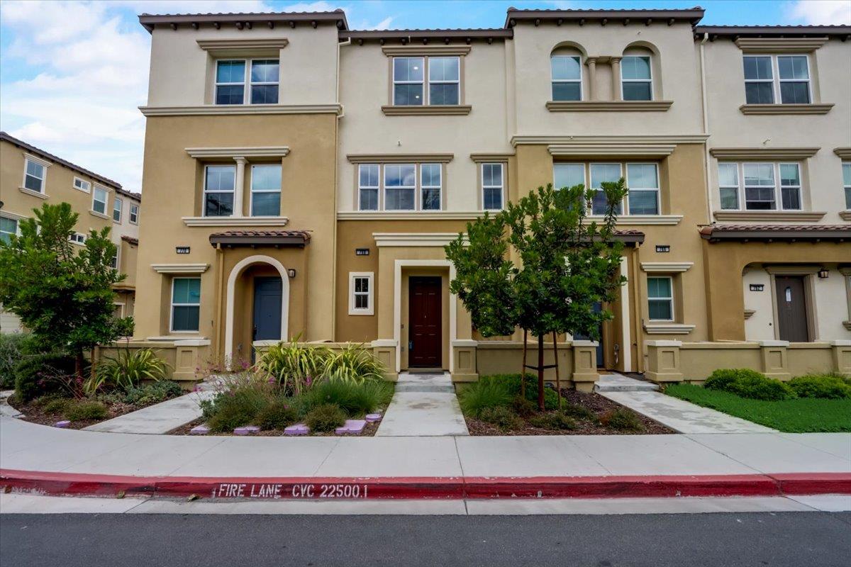 Neighborhood Neighborhood-146