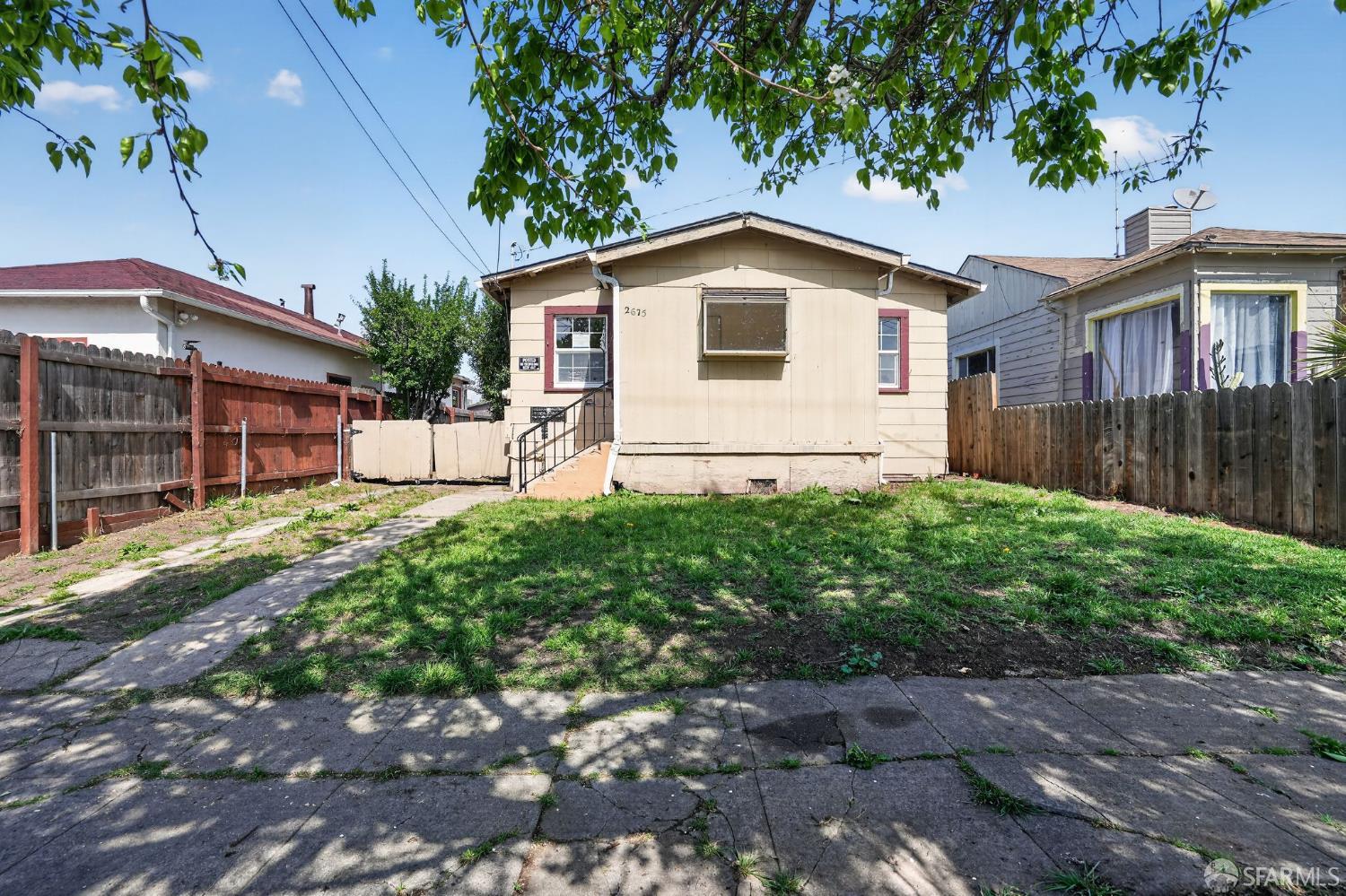Neighborhood-19