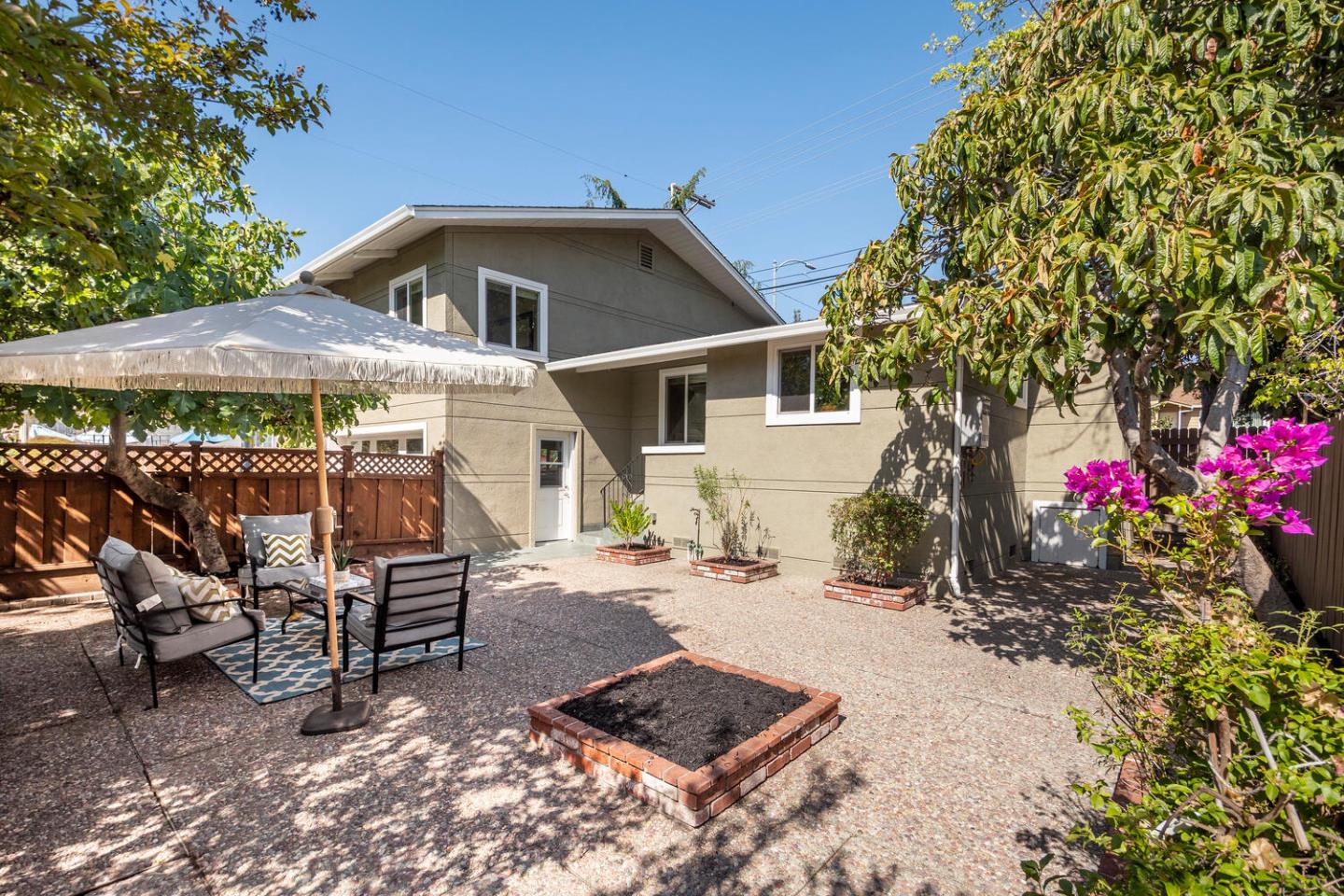 Neighborhood Neighborhood-26