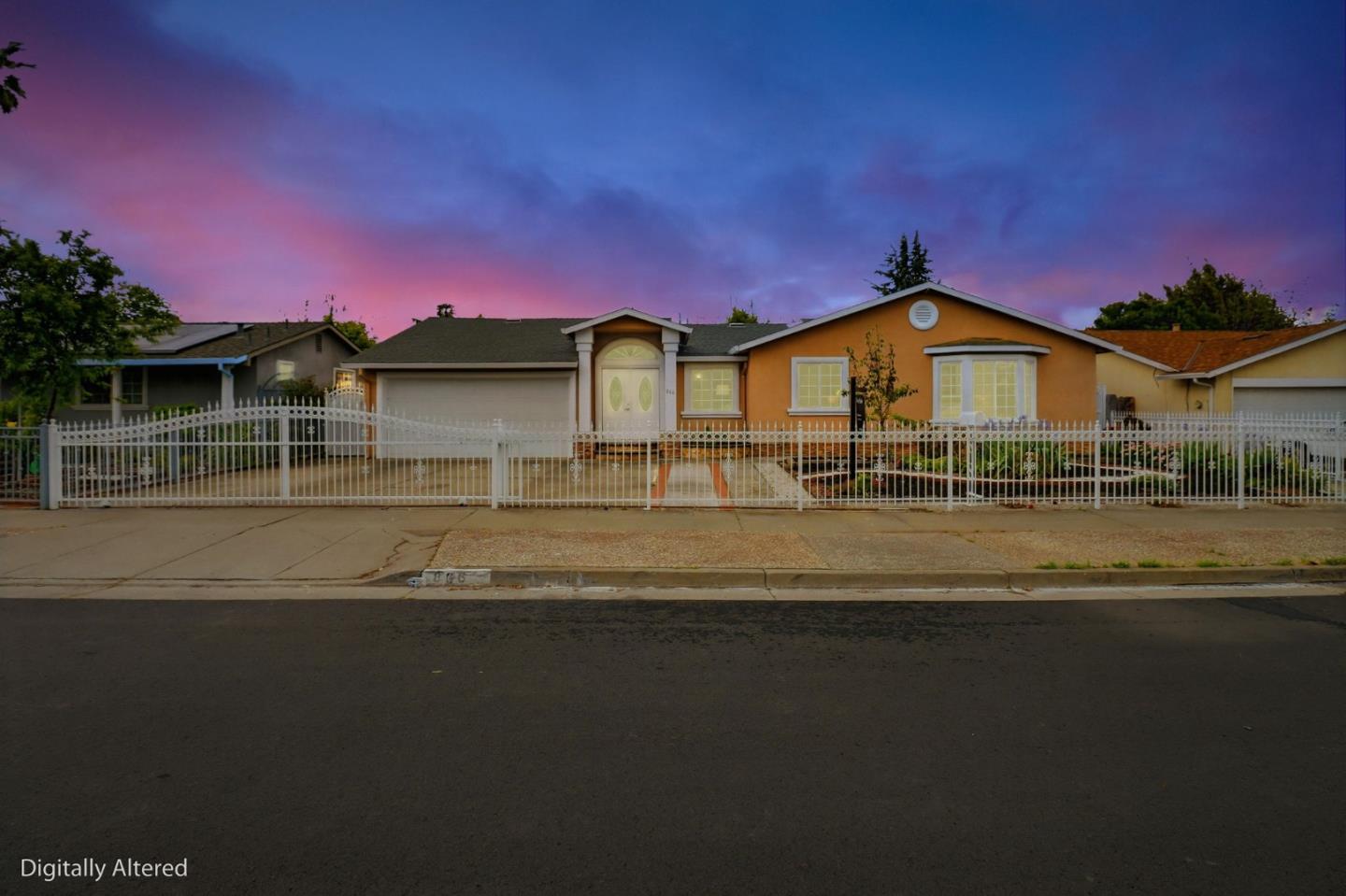 Neighborhood-18