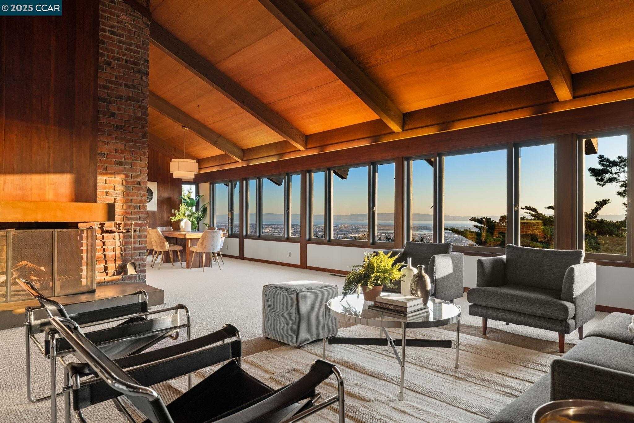 Neighborhood Neighborhood-15