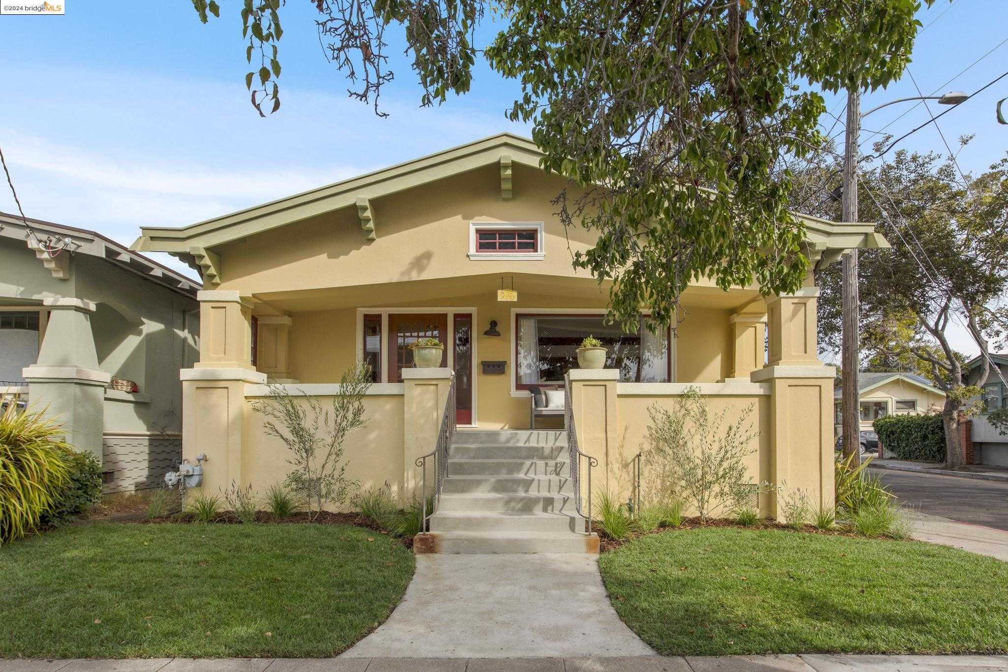 Neighborhood Neighborhood-8